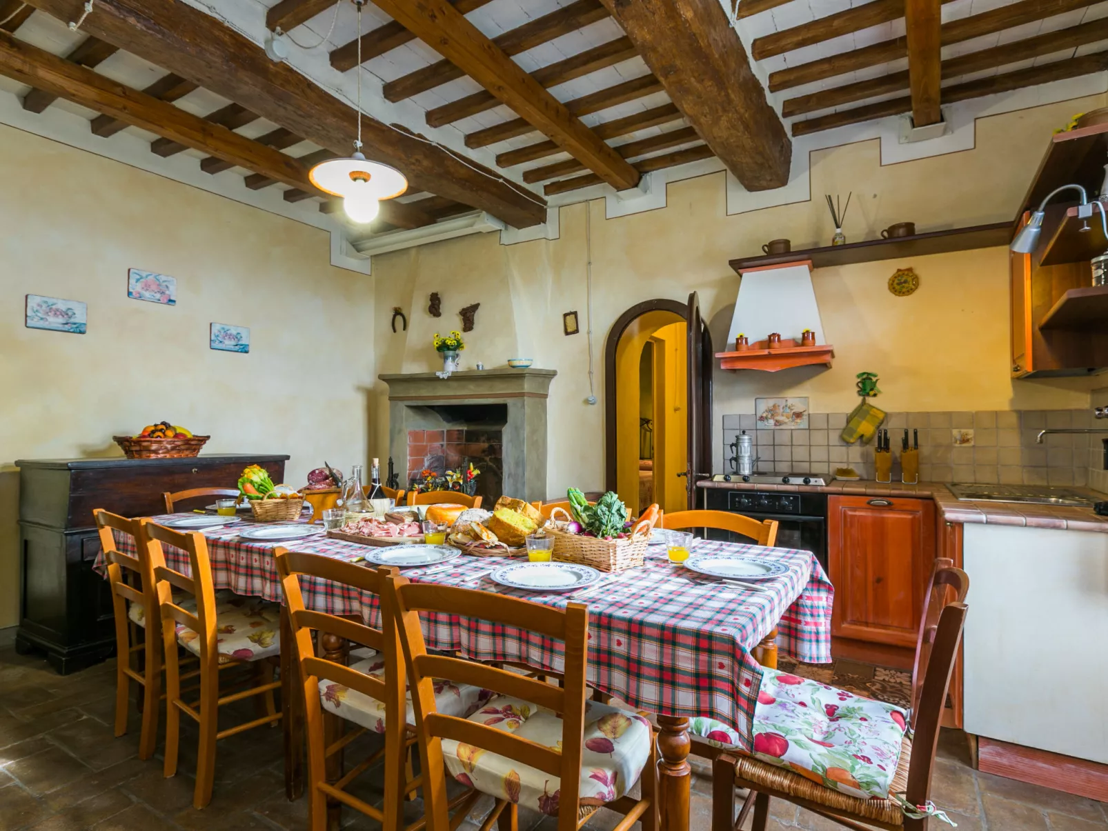Antica Pietra-Inside