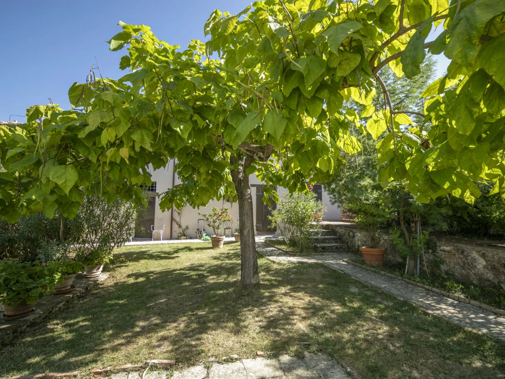 Vedi Torre-Outside