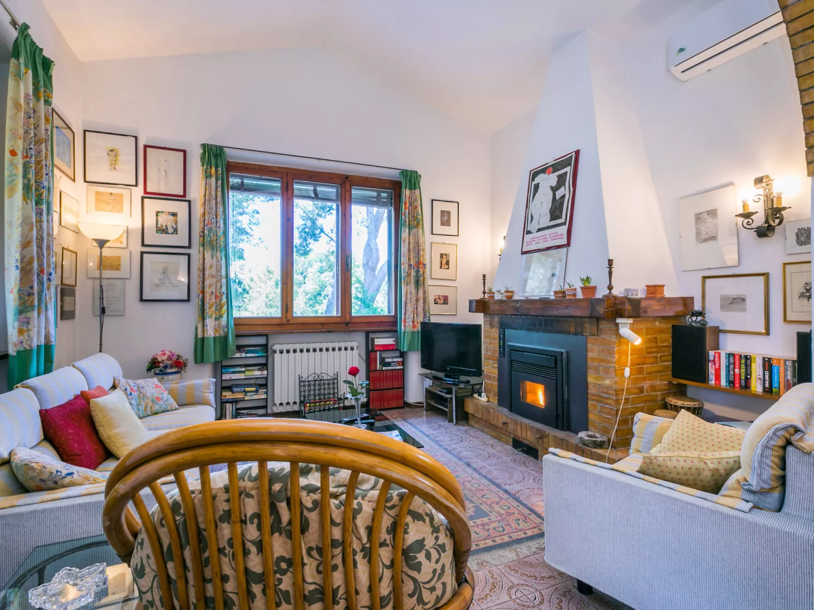 Villa Francesca-Inside