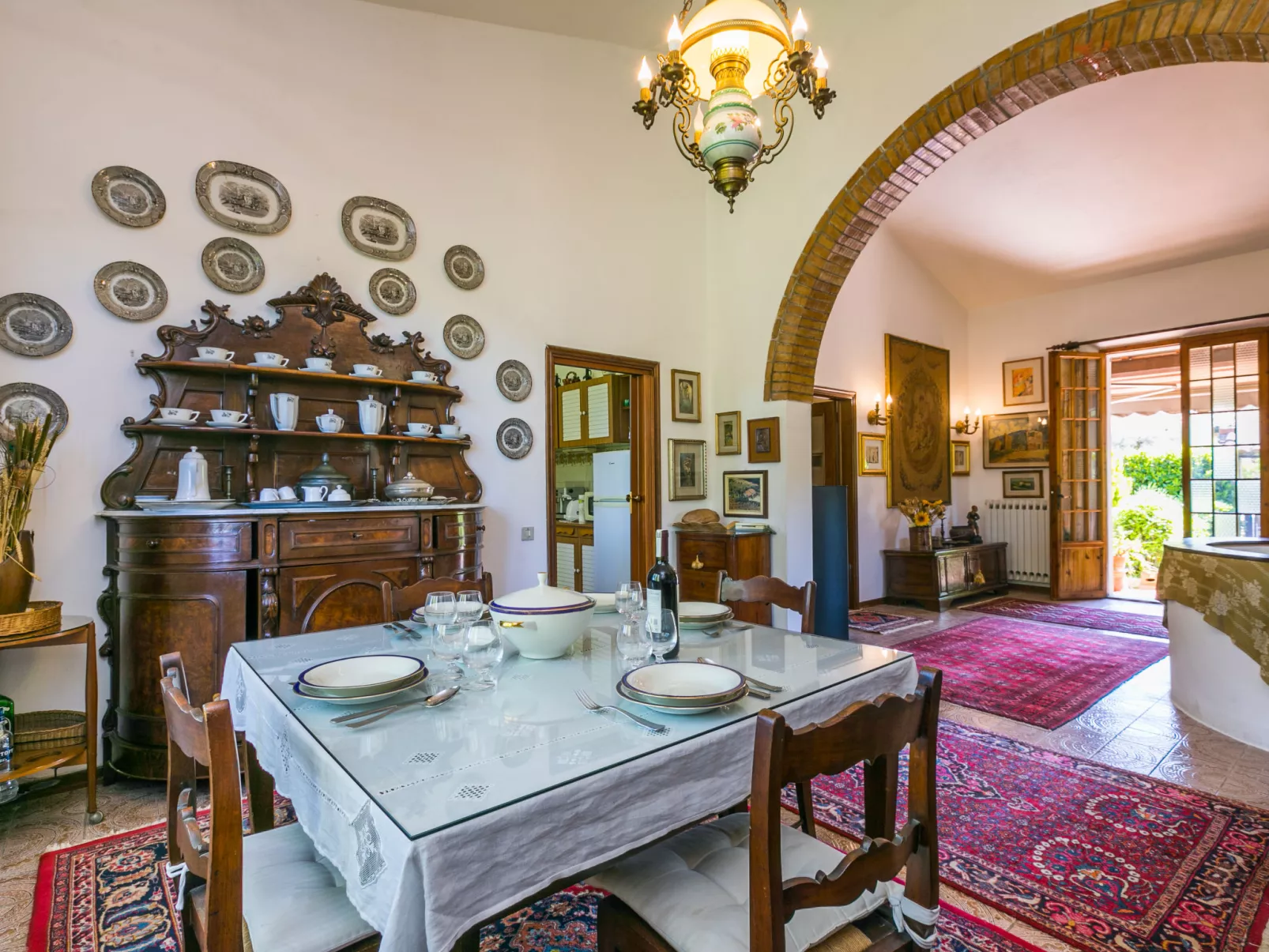 Villa Francesca-Inside
