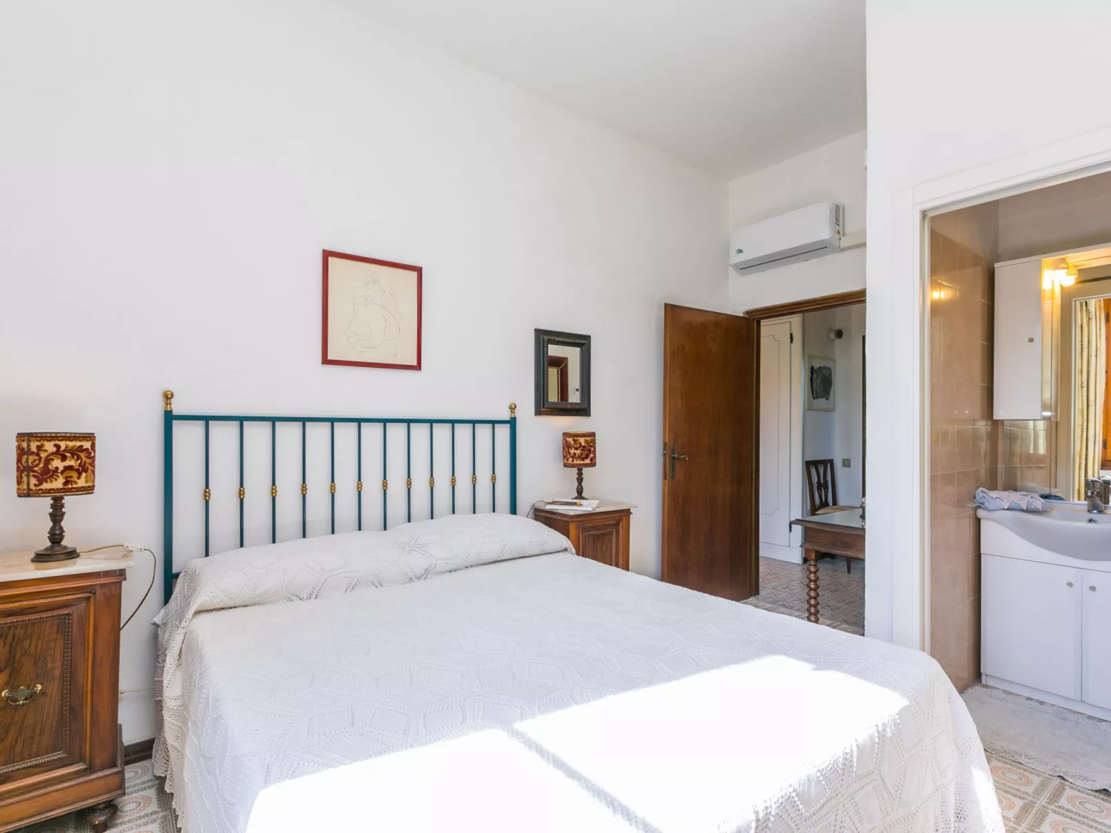 Villa Francesca-Inside