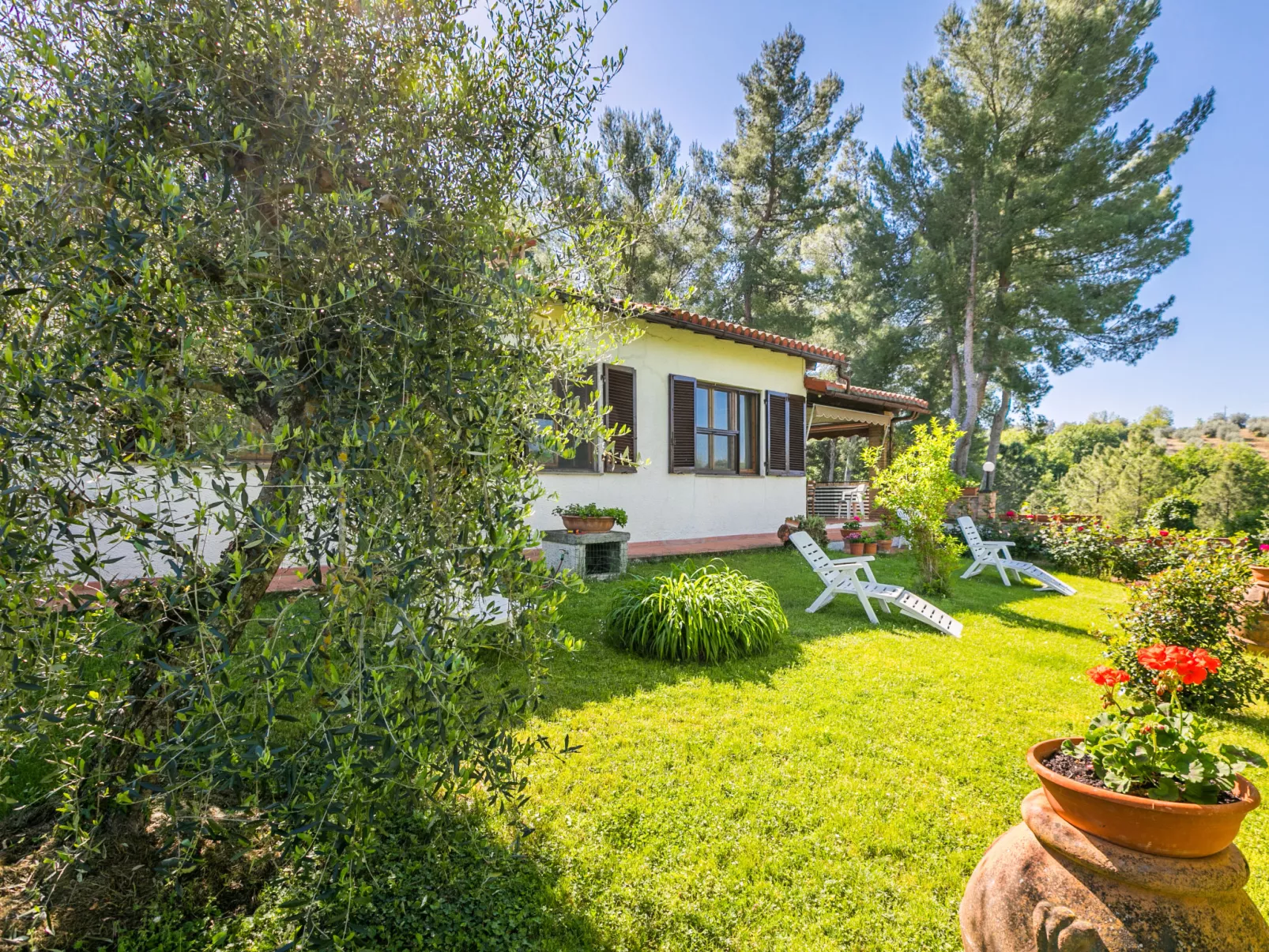 Villa Francesca-Outside
