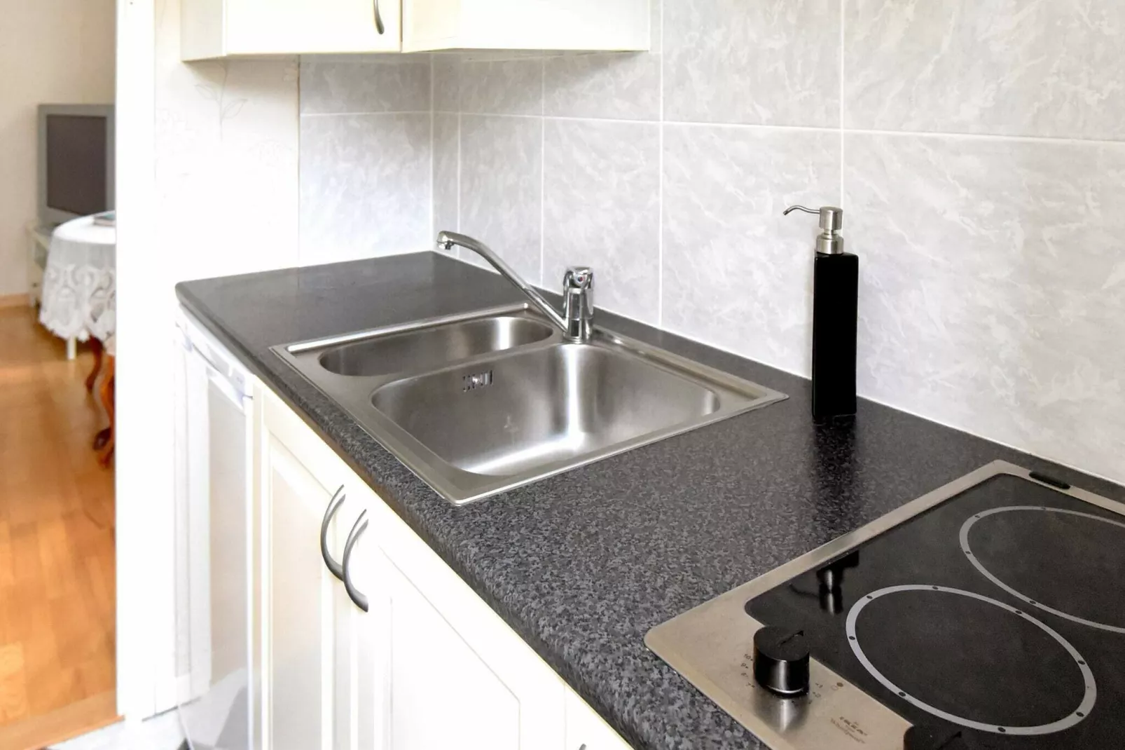 2 person holiday home in LYSEKIL-Indoor