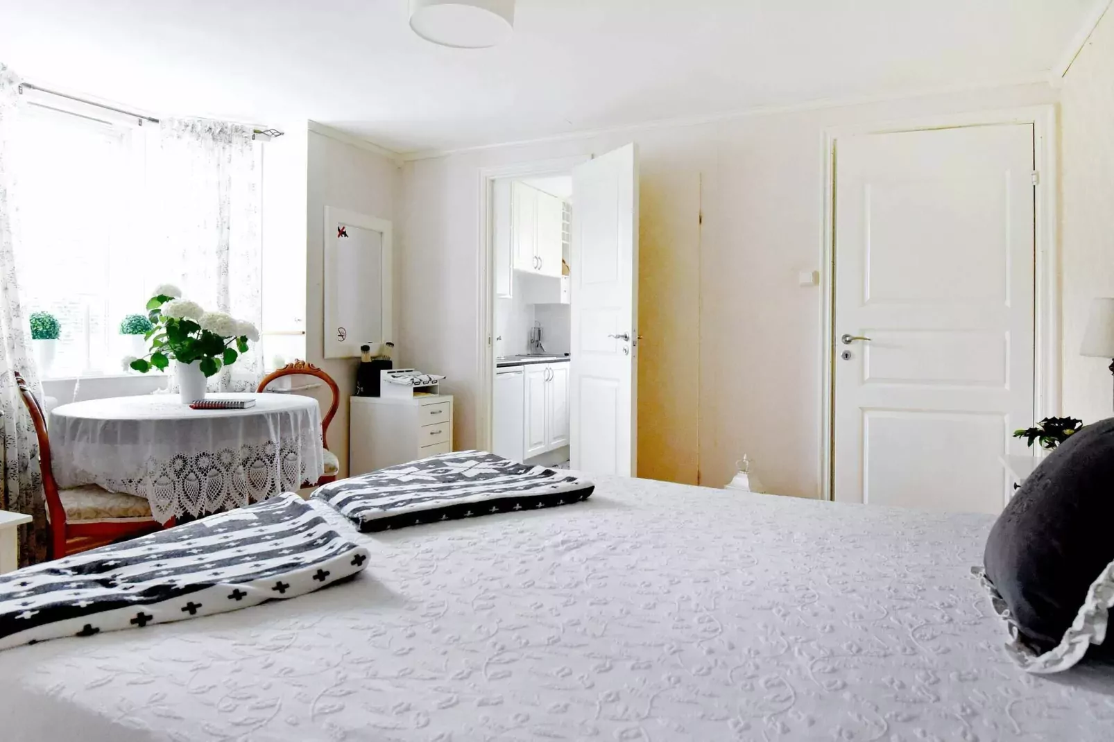 2 person holiday home in LYSEKIL-Indoor