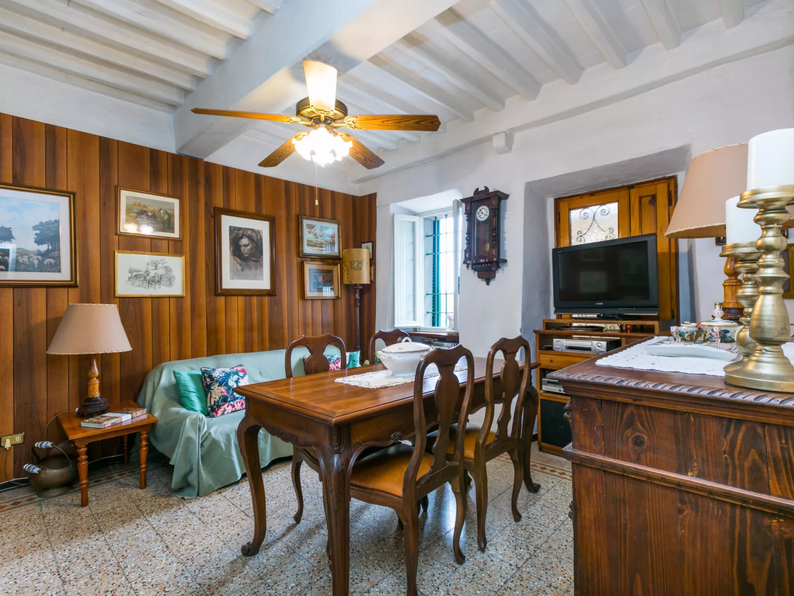 La casa del Fale di Collodi-Dedans