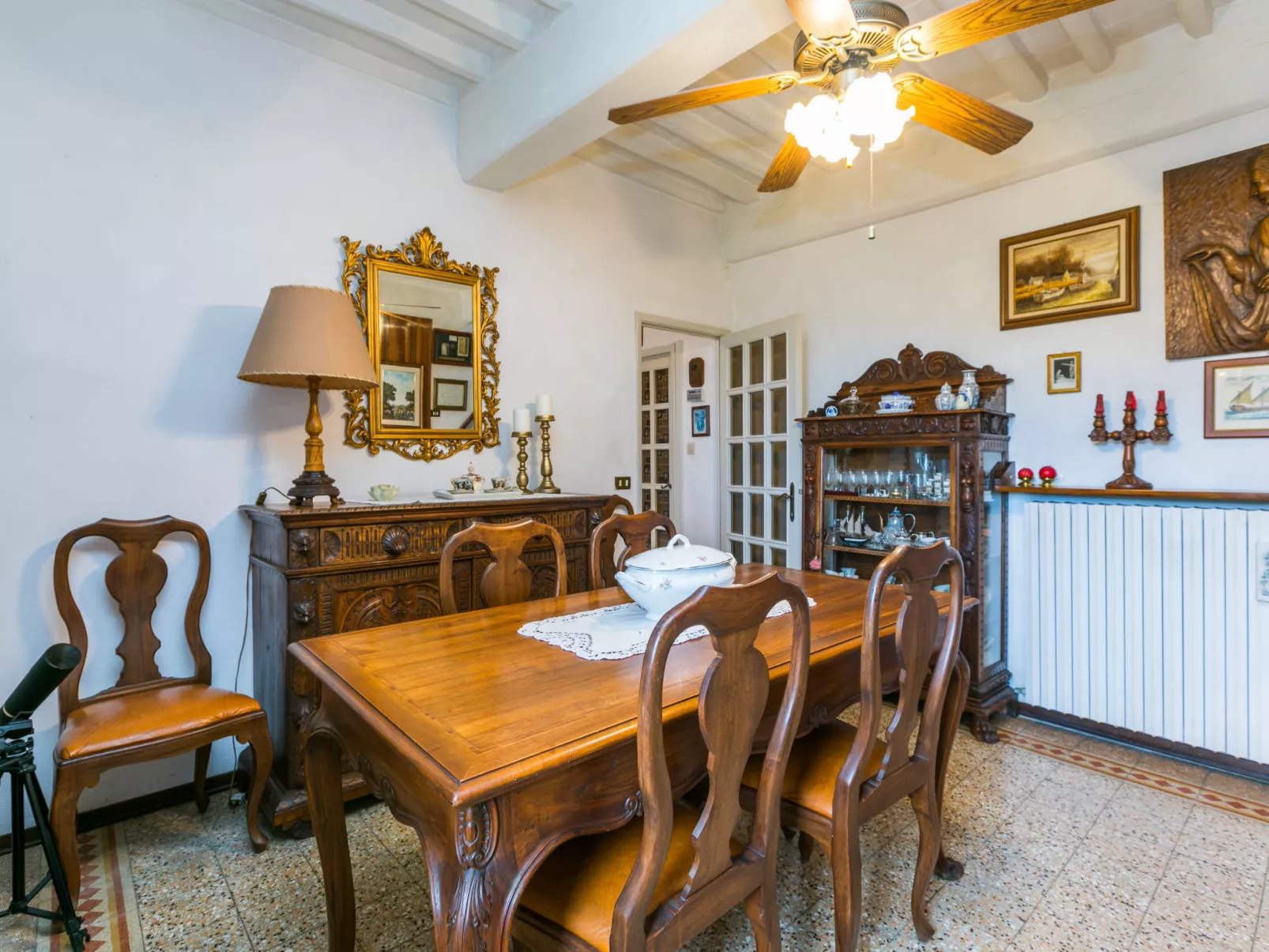La casa del Fale di Collodi-Dedans
