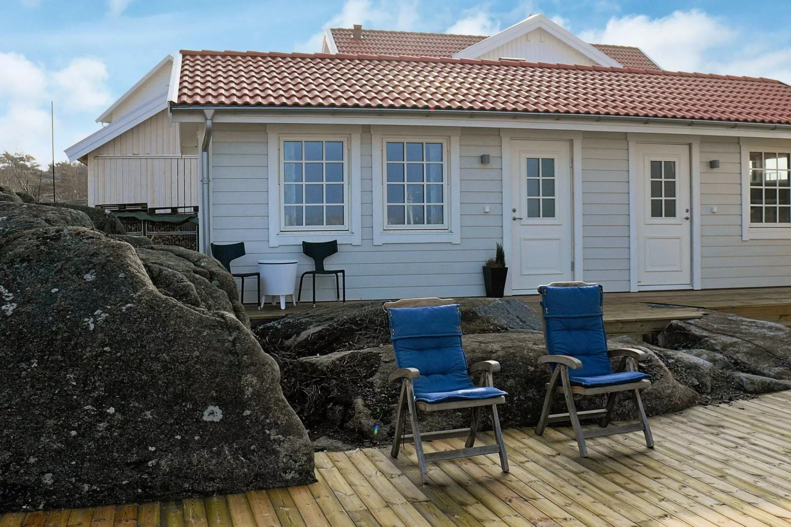 2 person holiday home in Rönnäng-Outdoor
