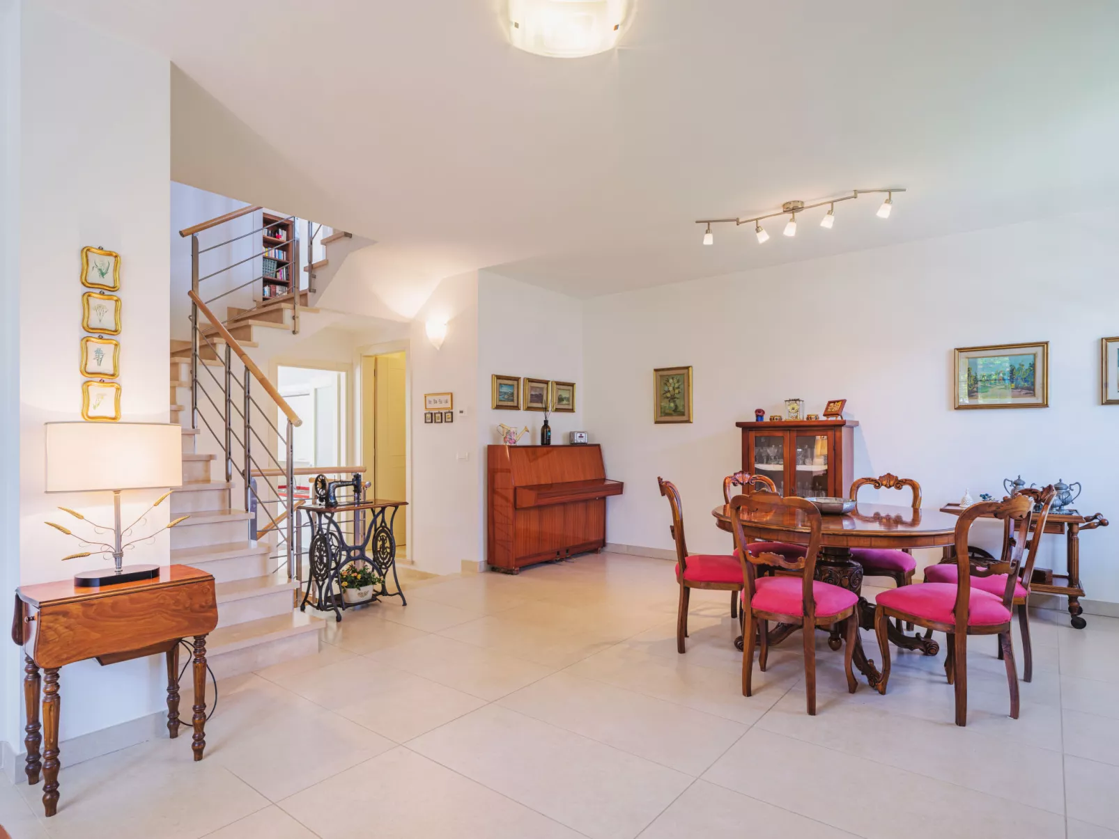 Villa Clara-Inside