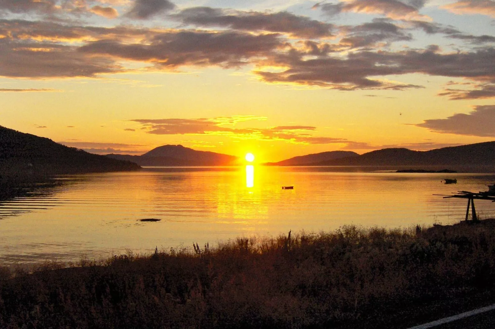 6 person holiday home in Nord-Lenangen-Water view