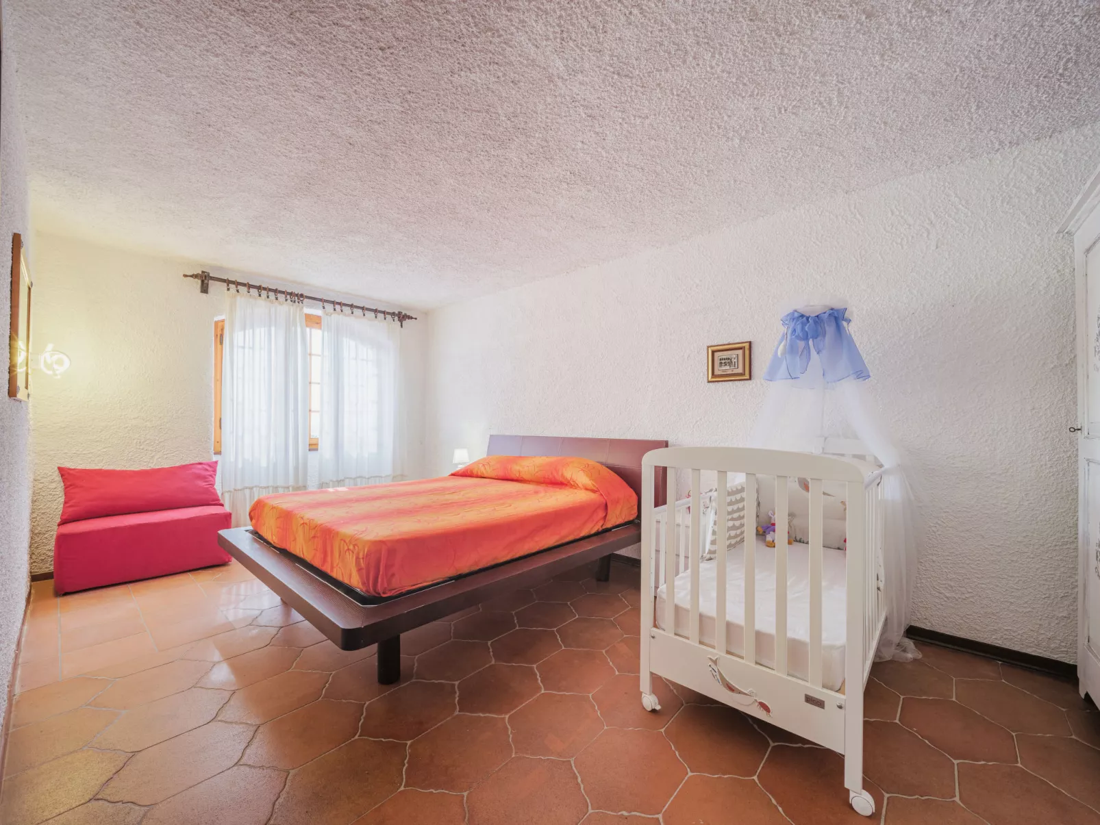 Villa Mistral-Inside