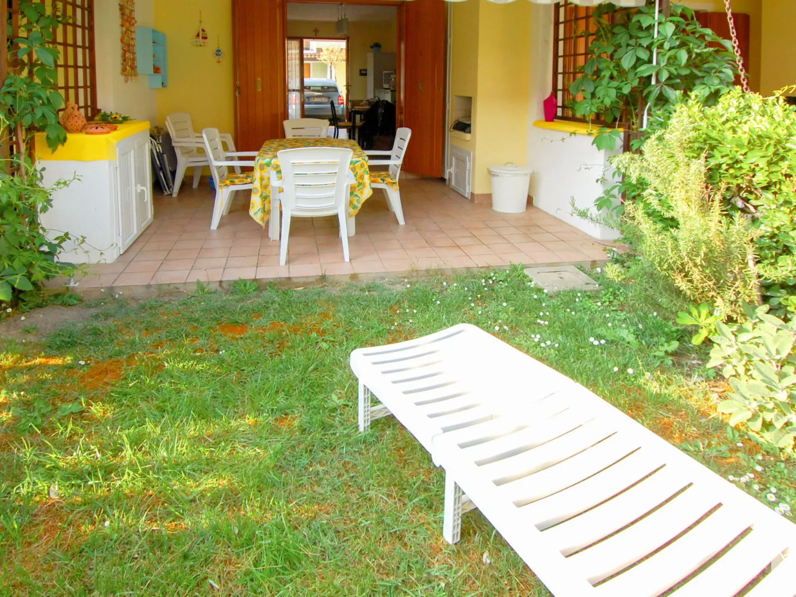 Mediterraneo-Outside