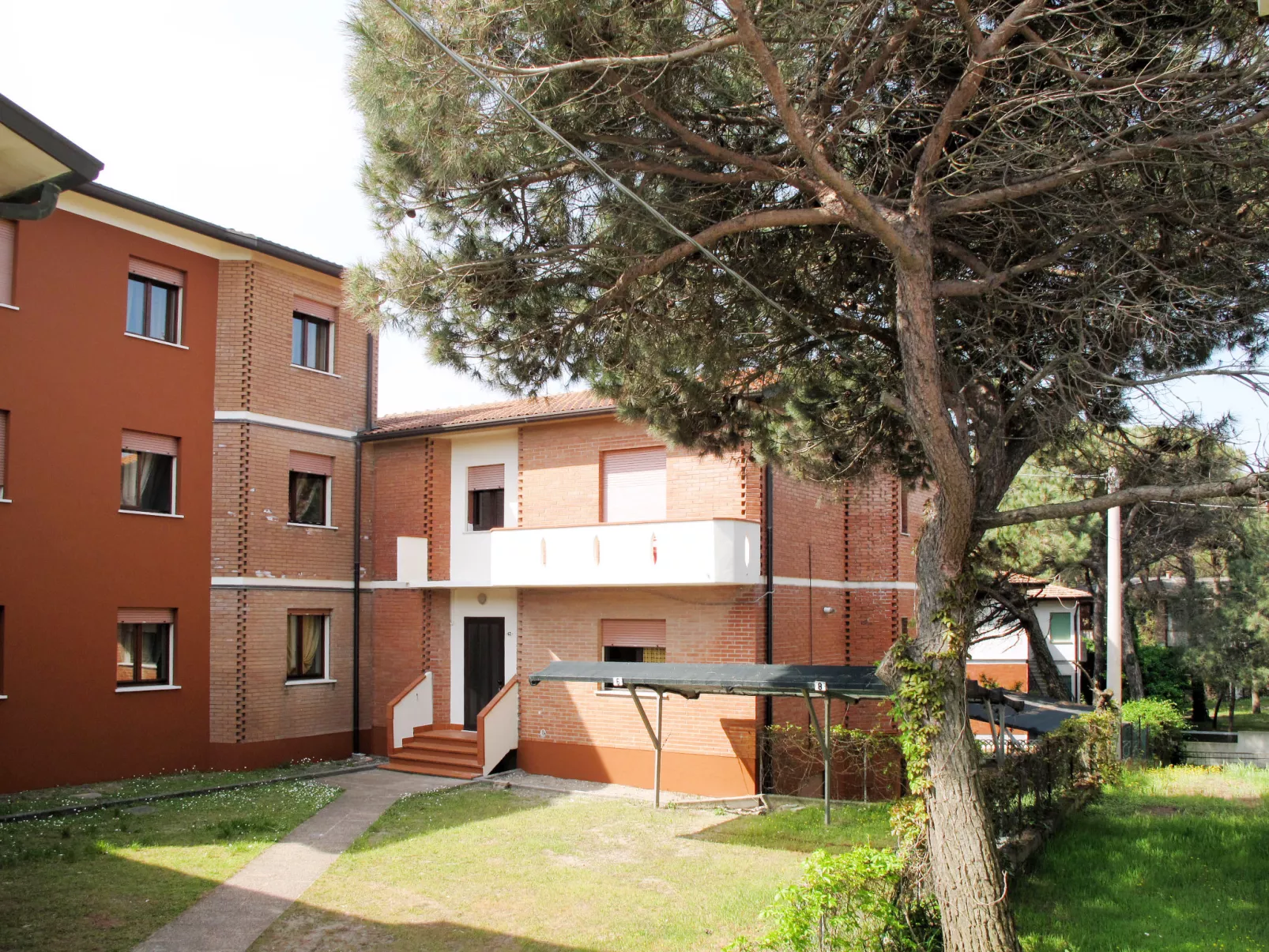 Casa Jolanda-Outside