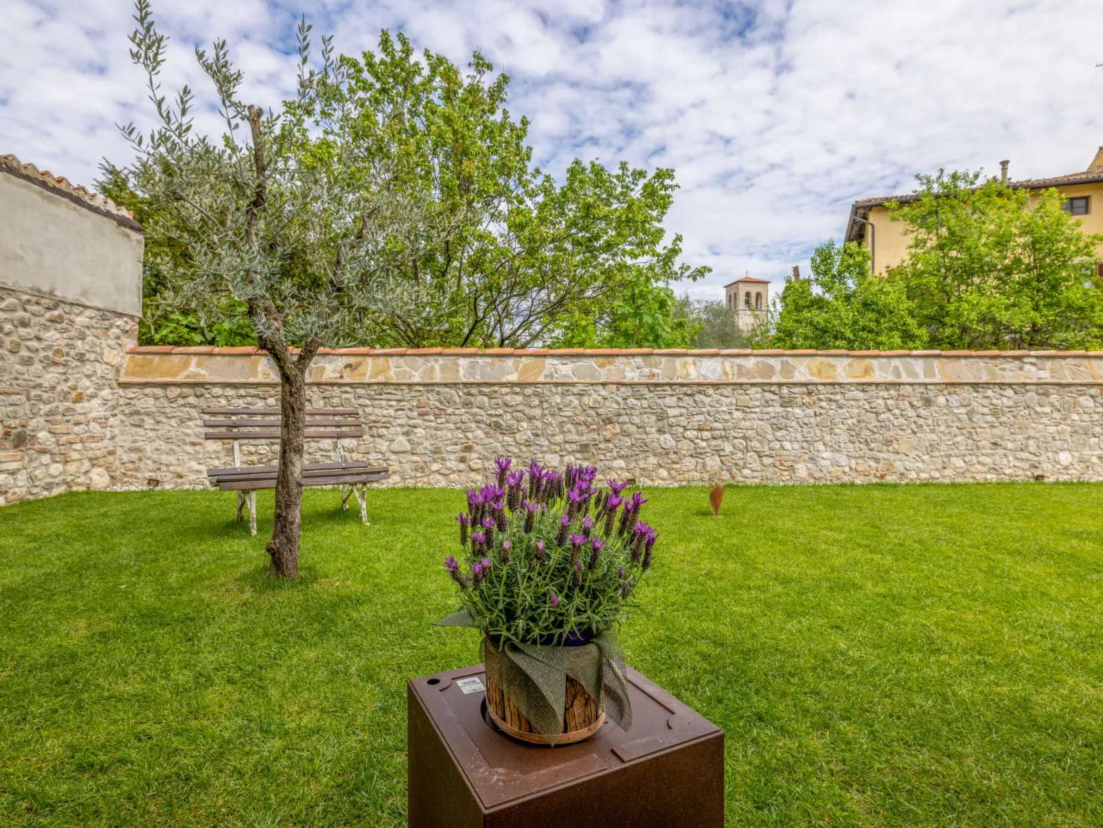 Il Giardino Segreto-Inside