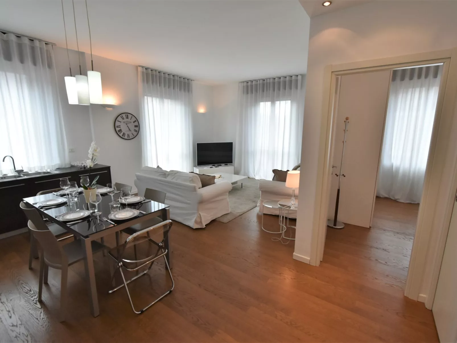 Corso Genova Apartment-Inside