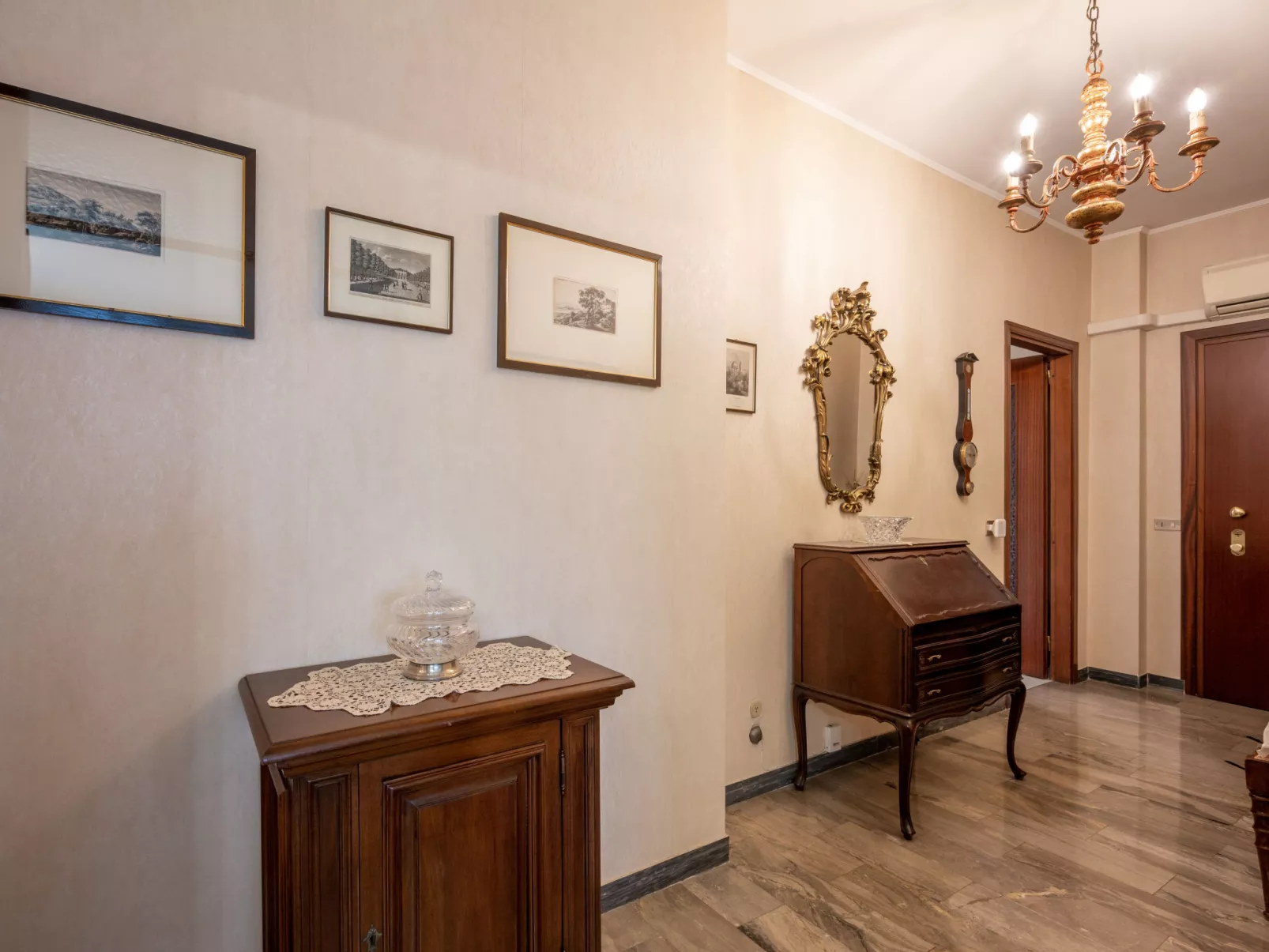 Ripamonti View Apartment-Inside