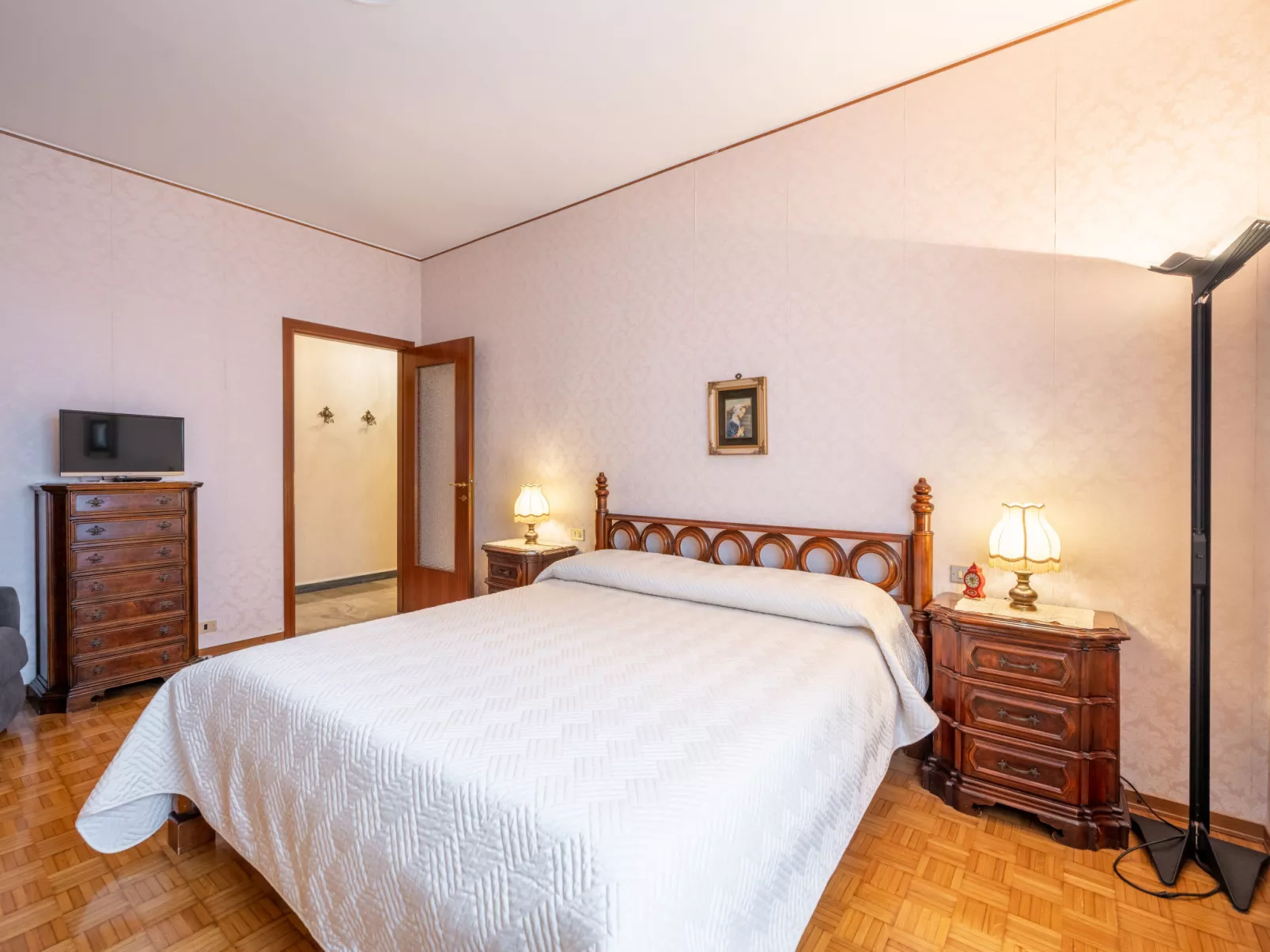 Ripamonti View Apartment-Inside