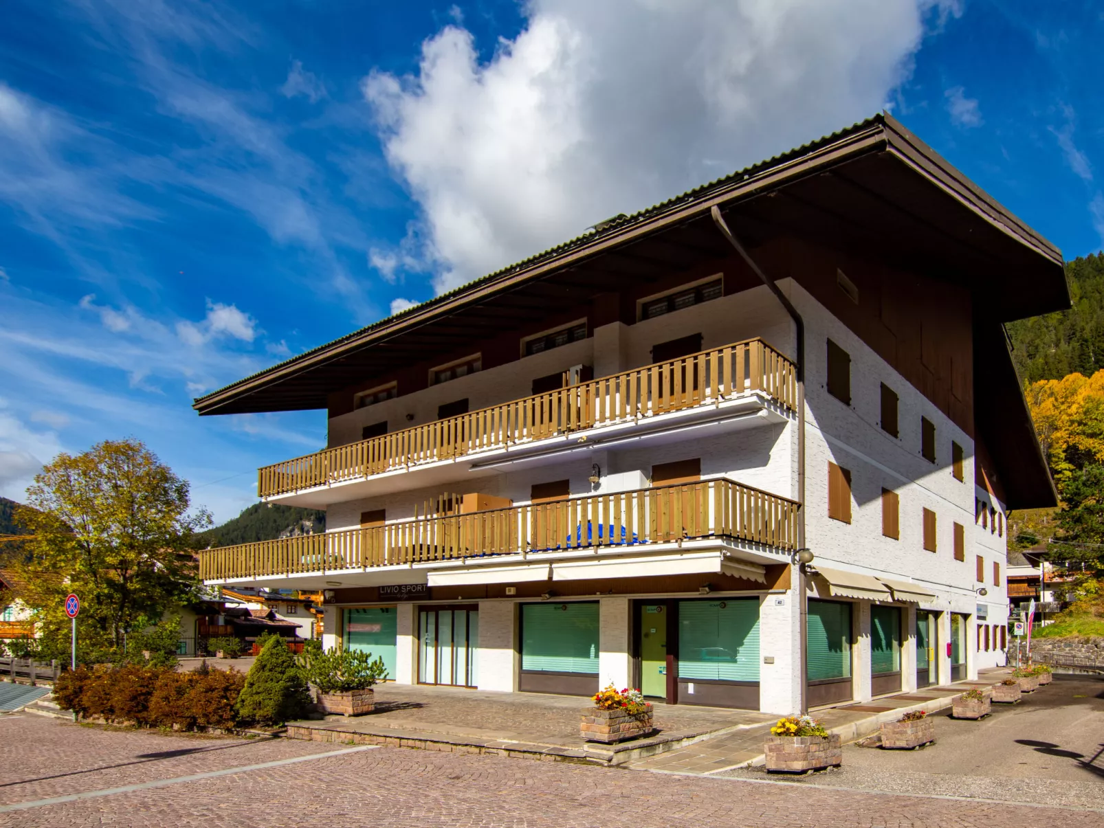Condominio al Parco-Outside