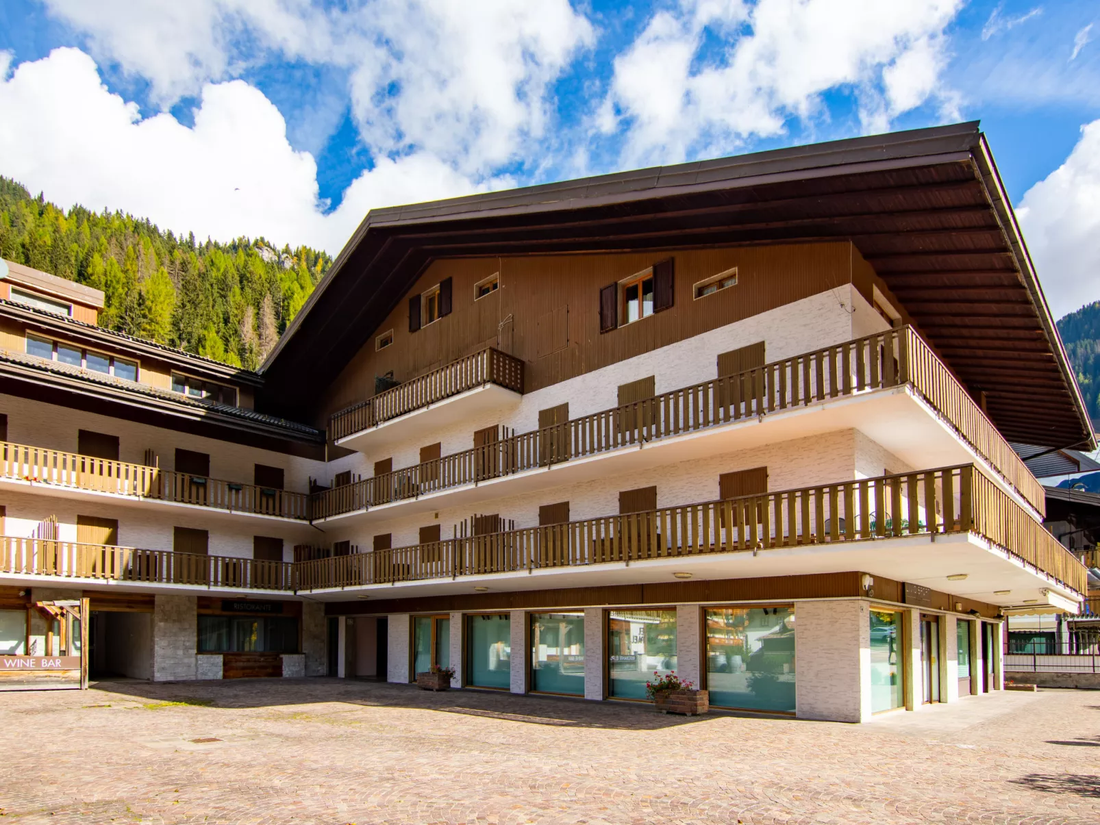 Condominio al Parco-Outside