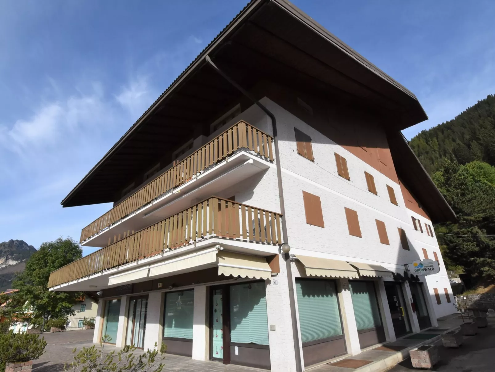 Condominio al Parco-Outside
