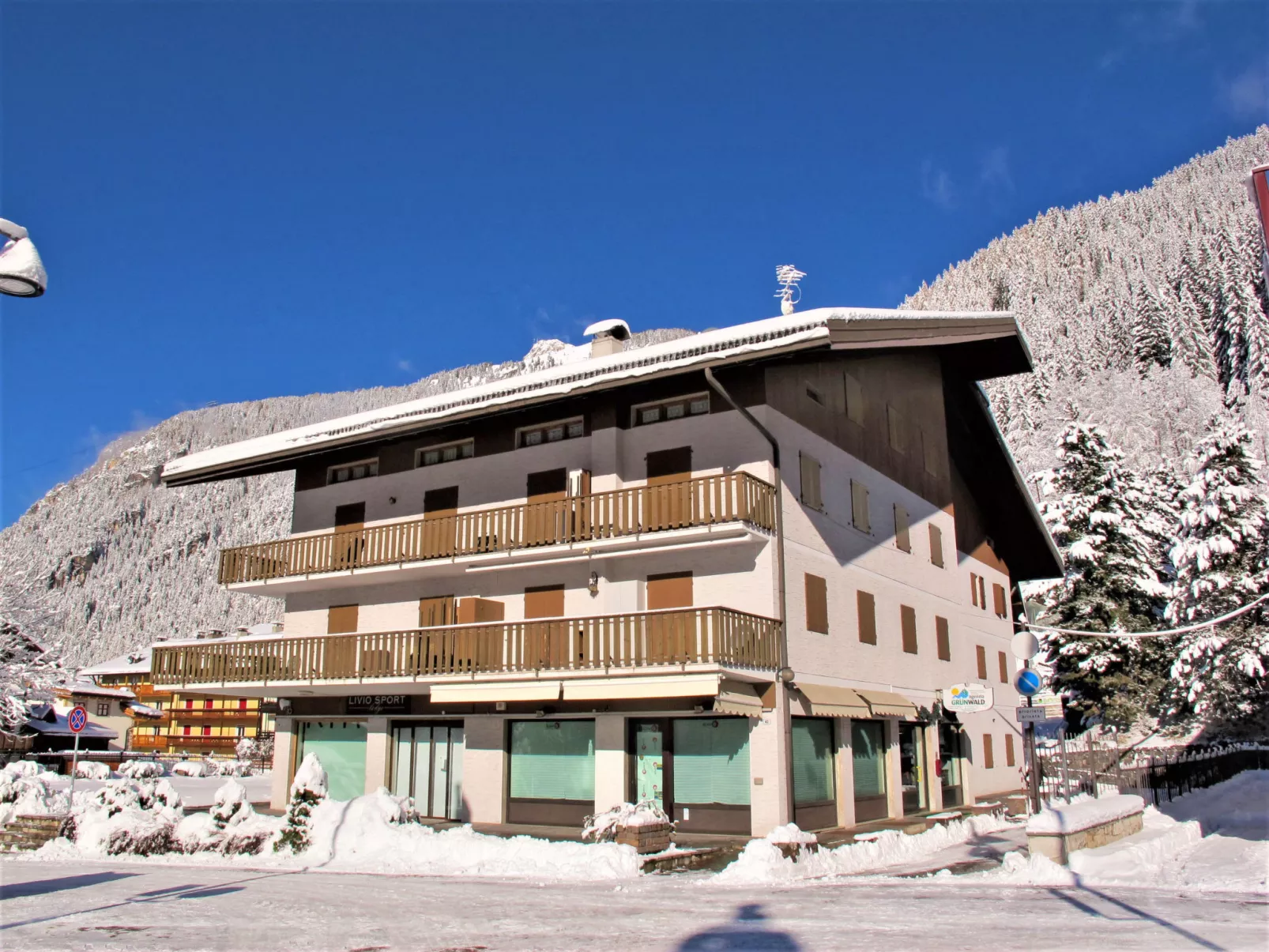 Condominio al Parco-Outside