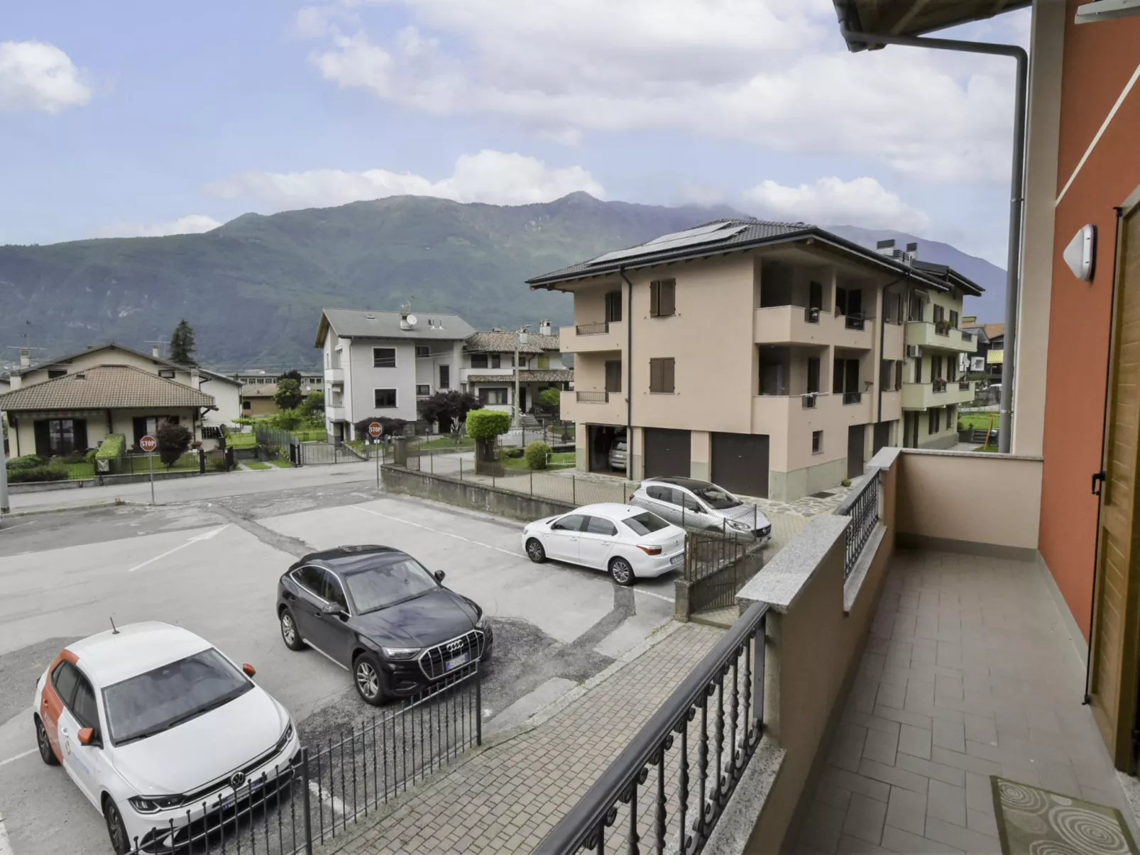 Delebio Terrace Apartment-Outside