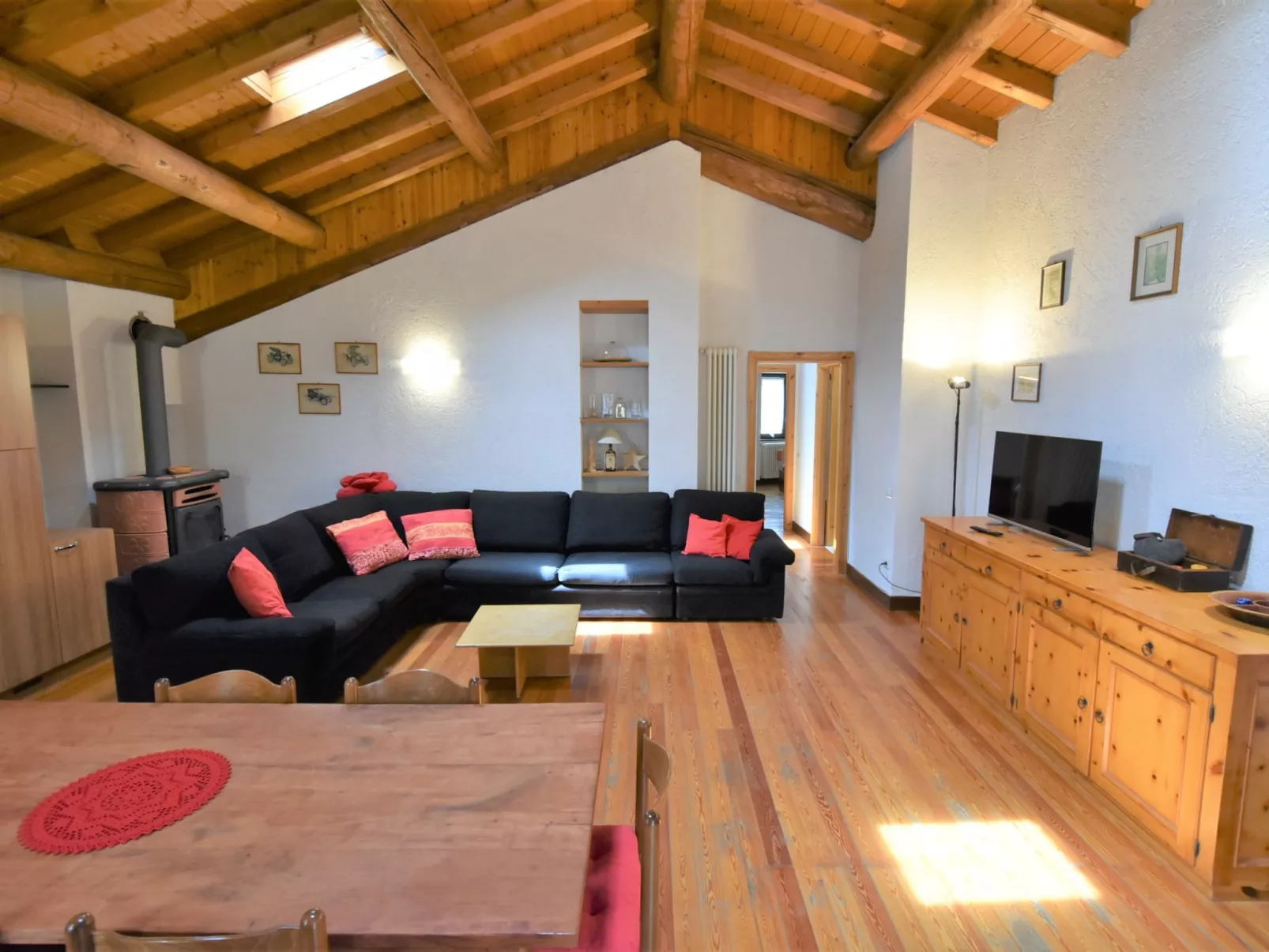 Isola di Madesimo Apartments-Inside