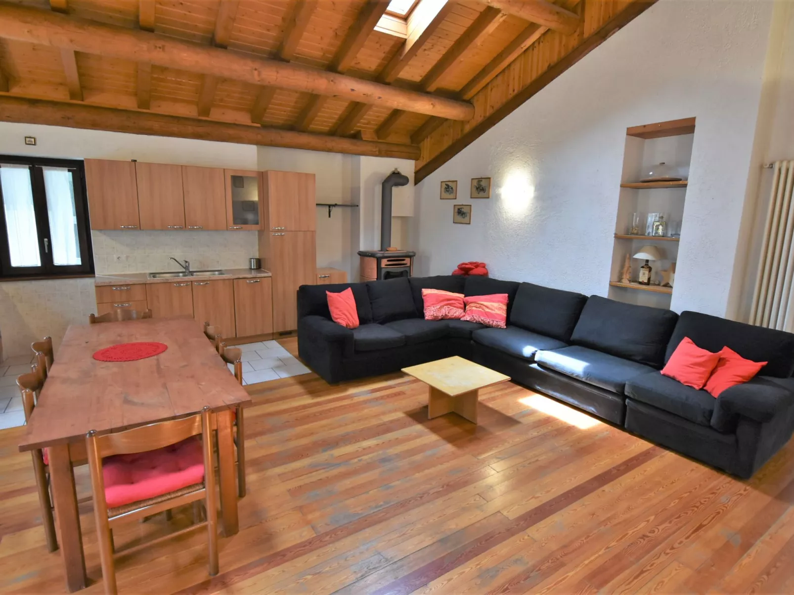 Isola di Madesimo Apartments-Inside