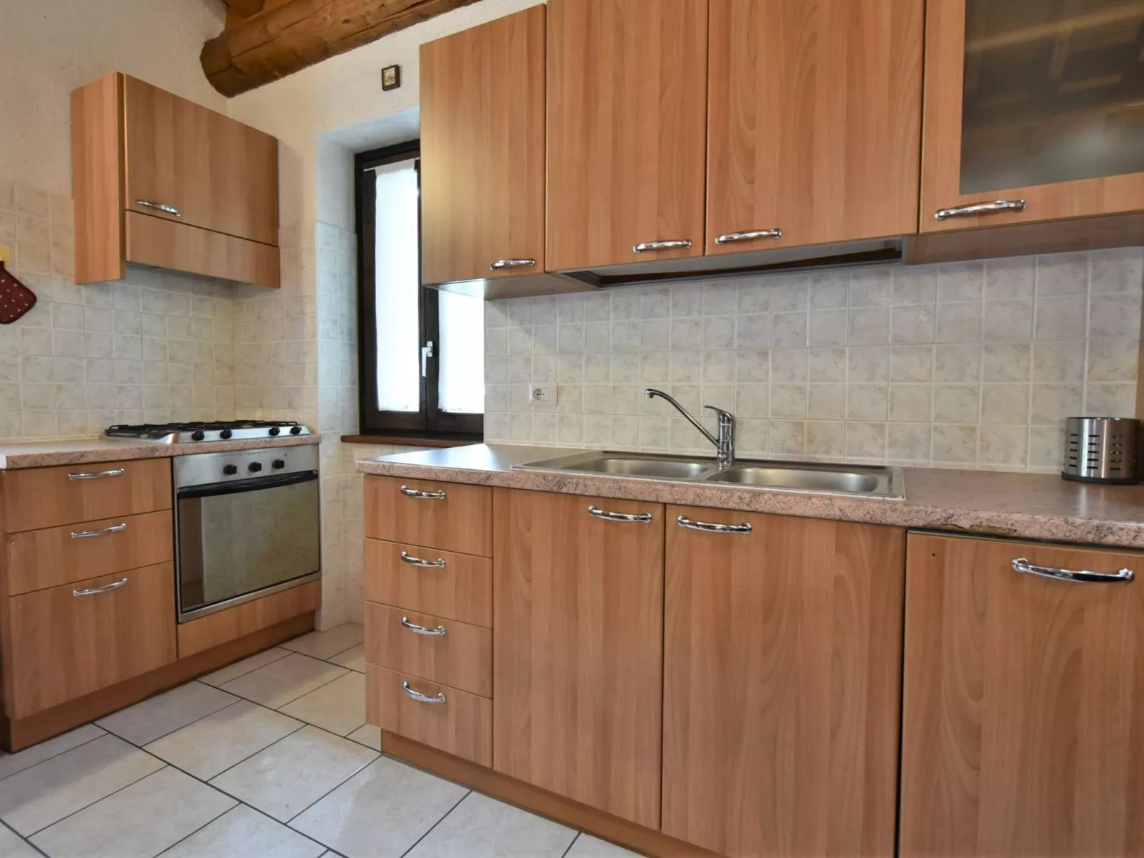 Isola di Madesimo Apartments-Inside