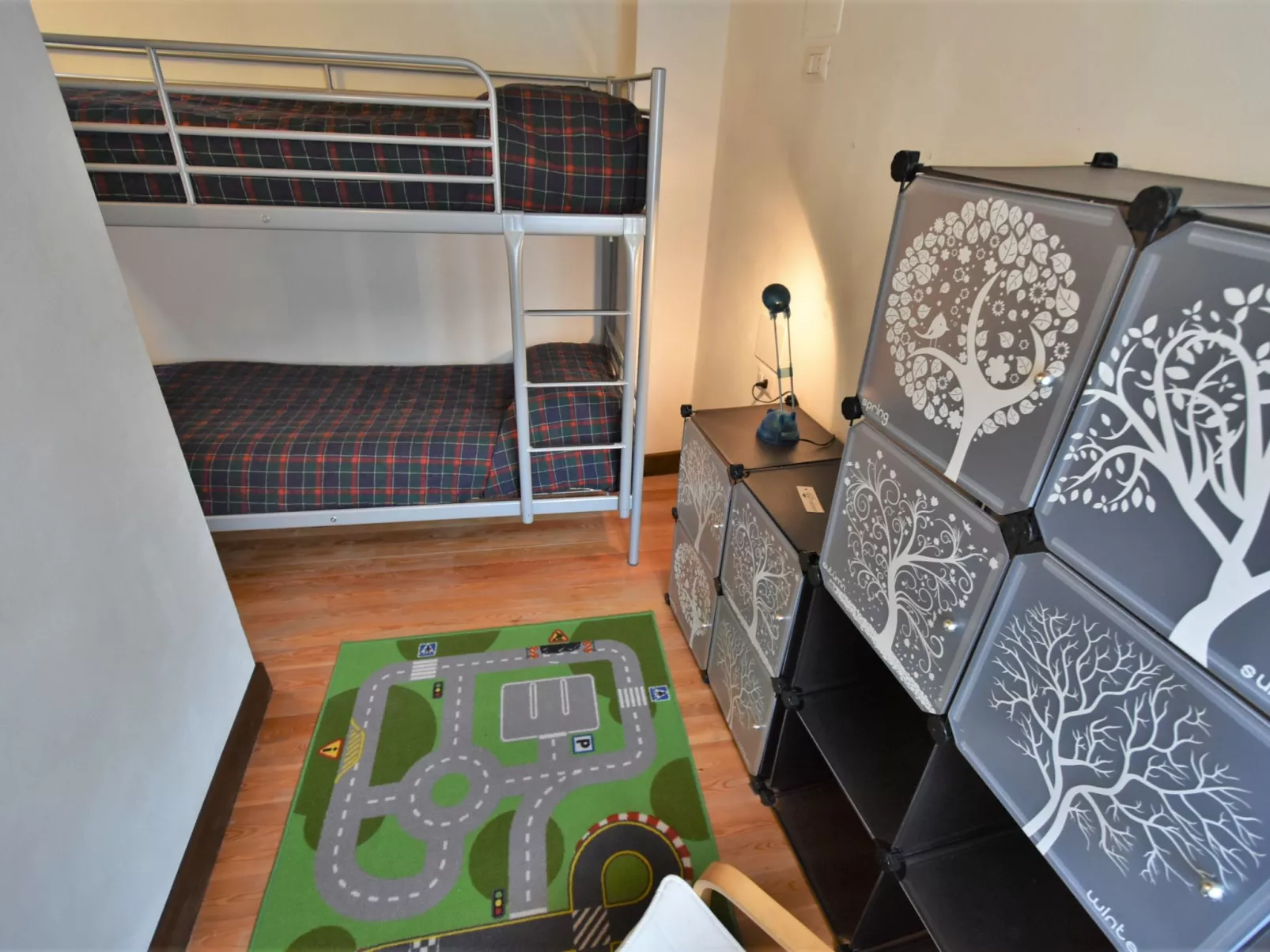 Isola di Madesimo Apartments-Inside