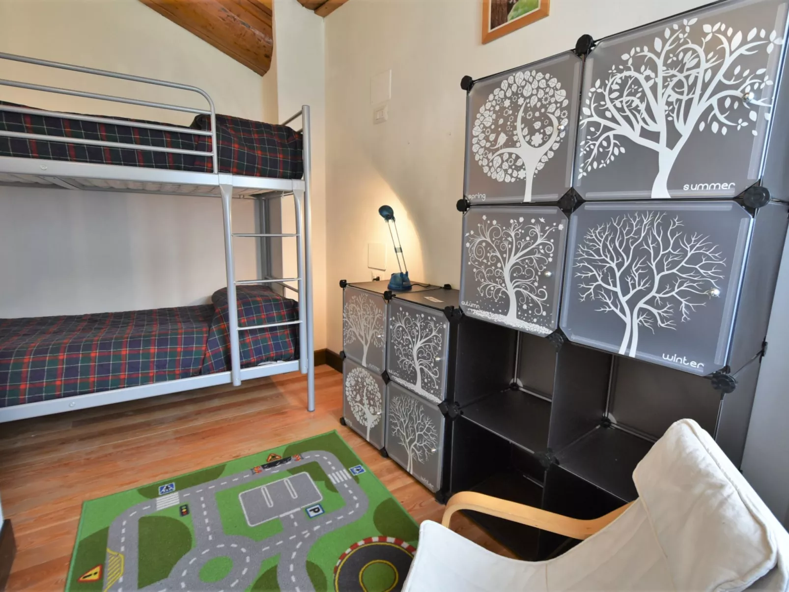 Isola di Madesimo Apartments-Inside