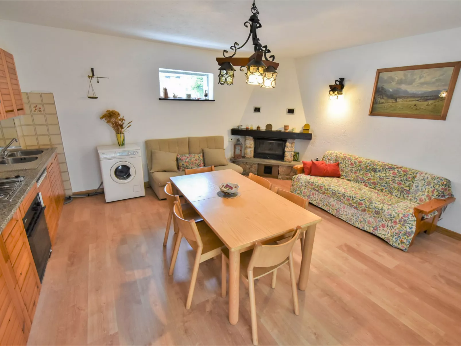 Isola di Madesimo Apartments-Inside