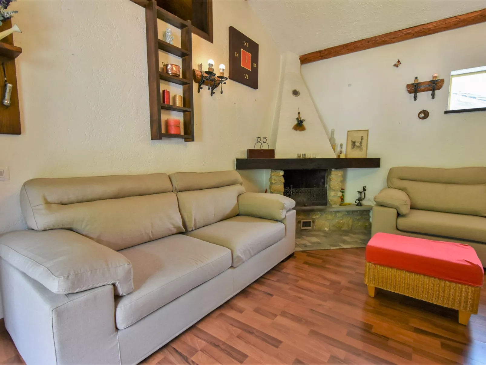 Isola di Madesimo Apartments-Inside