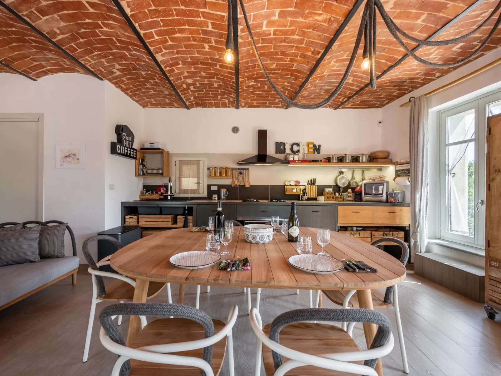Cascina Basan-Inside