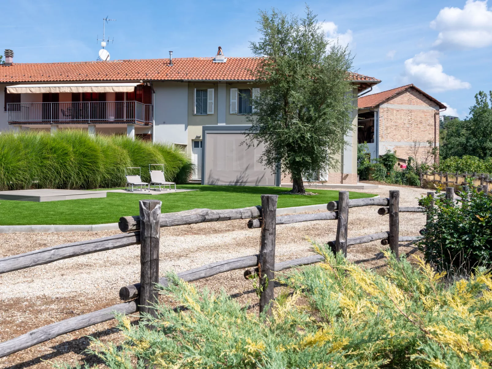Cascina Basan-Outside