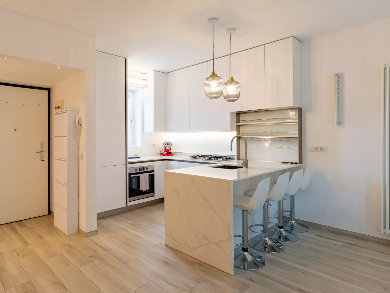 Luxury House-Dedans