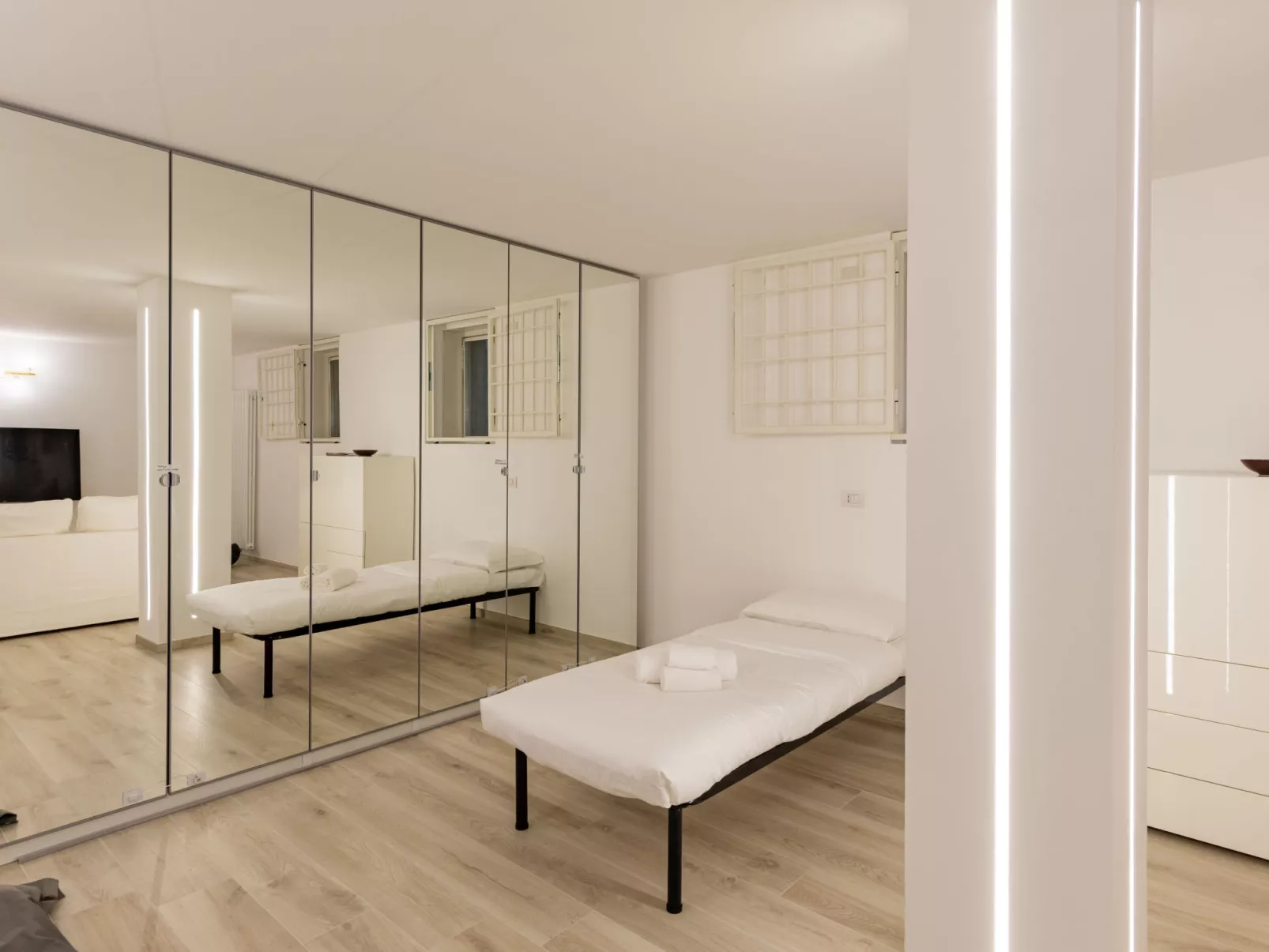 Luxury House-Dedans
