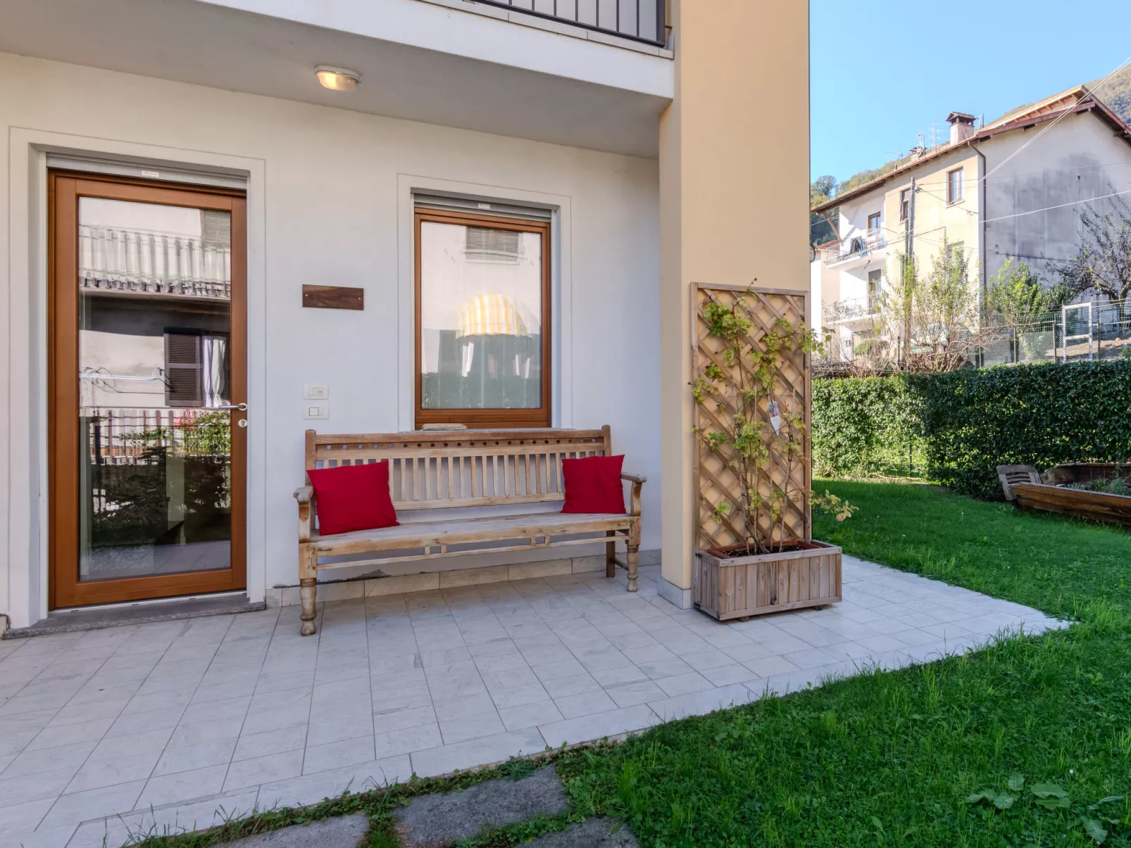 Risi-Outside