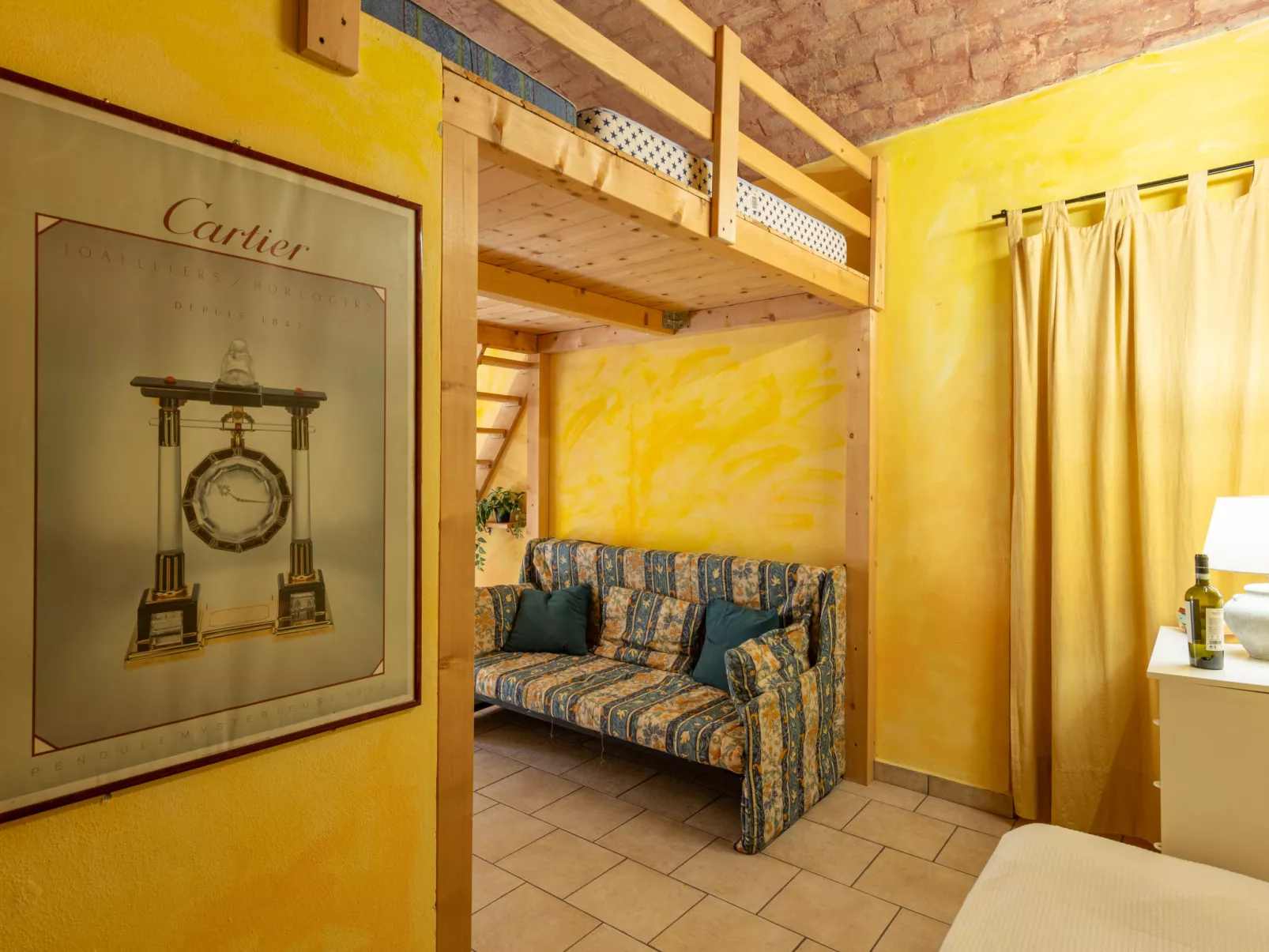 Borgo Antico-Inside