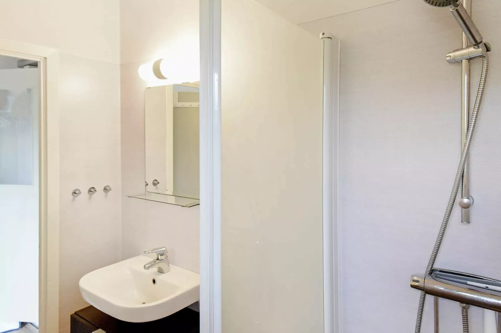 4 person holiday home in Frändefors-Indoor
