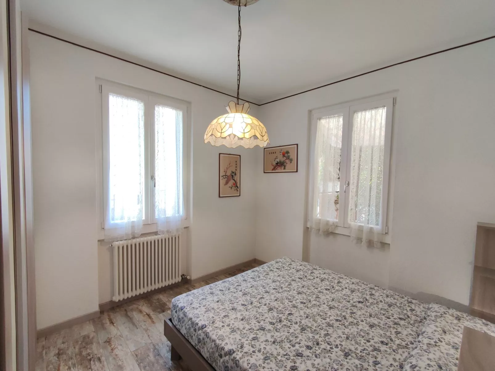 Letizia (DGO232)-Inside