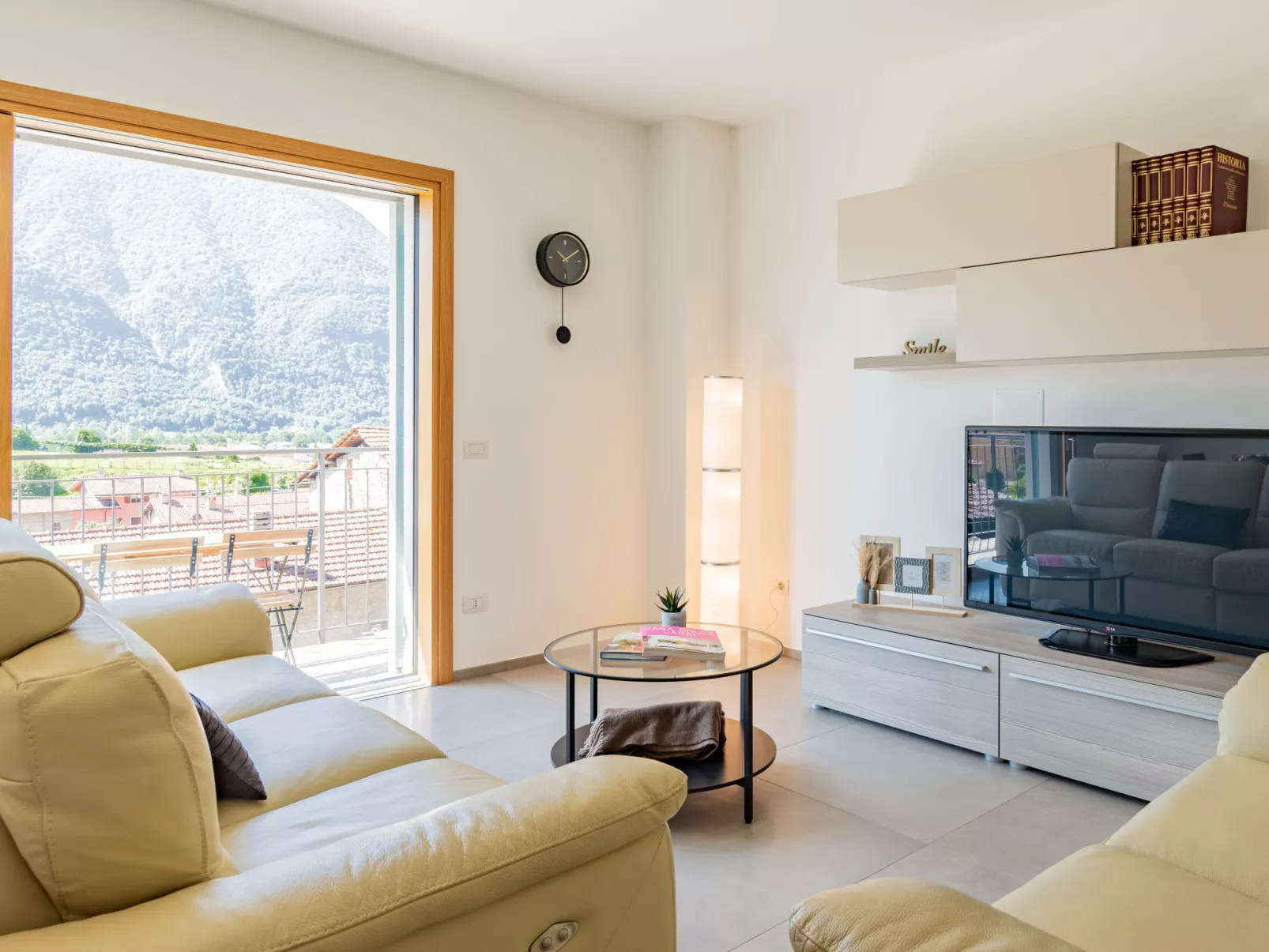 Casa Tondi-Inside