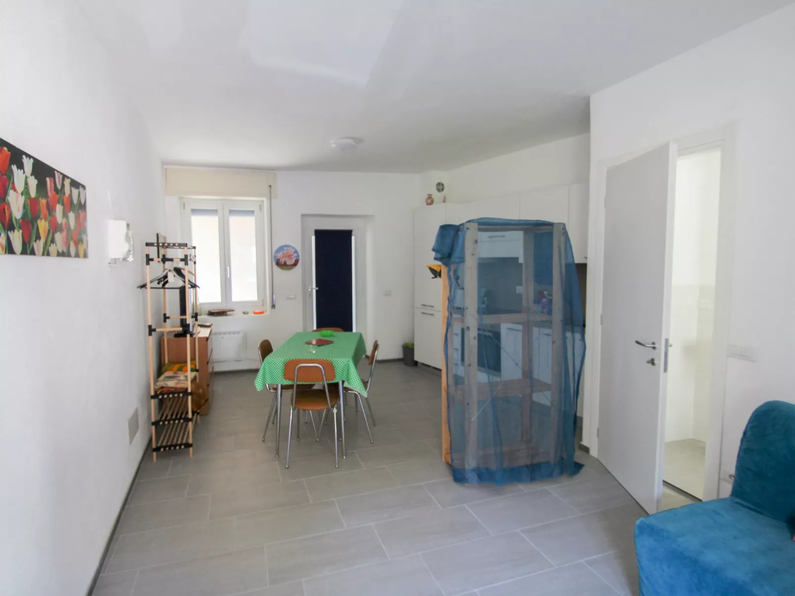 Borghetto-Inside