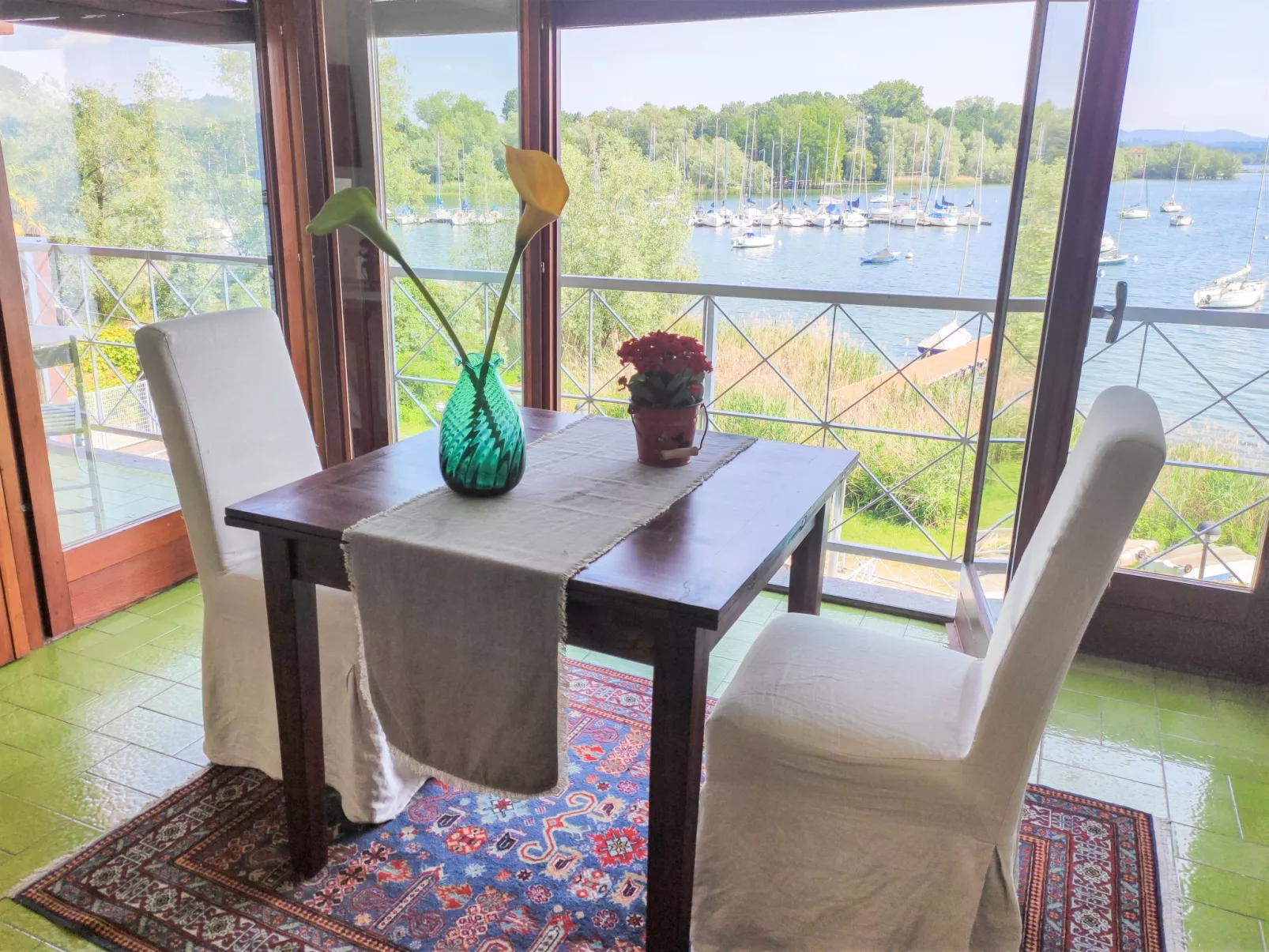 Casa sul lago di Lea-Inside