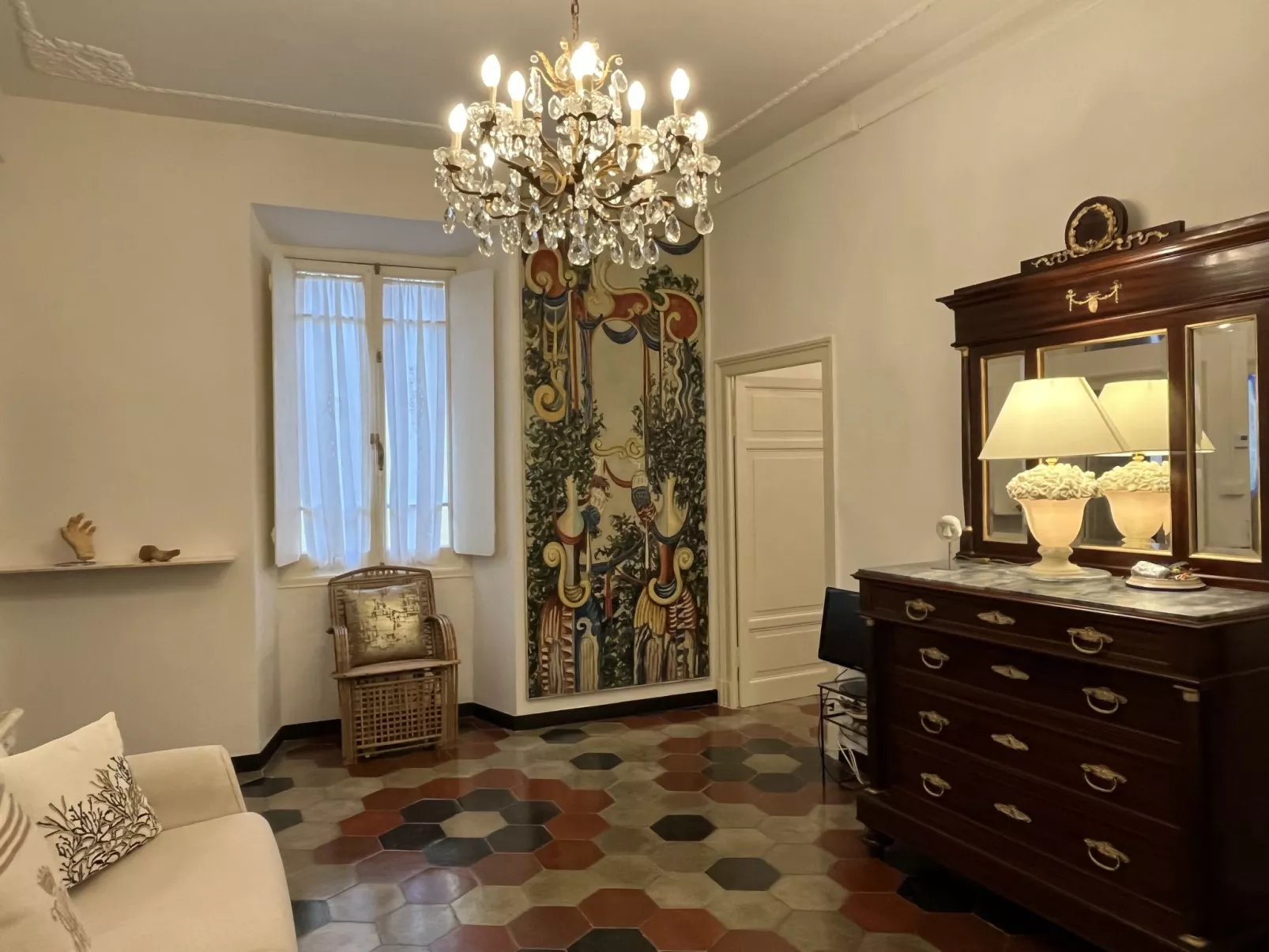 Torre Antica-Inside
