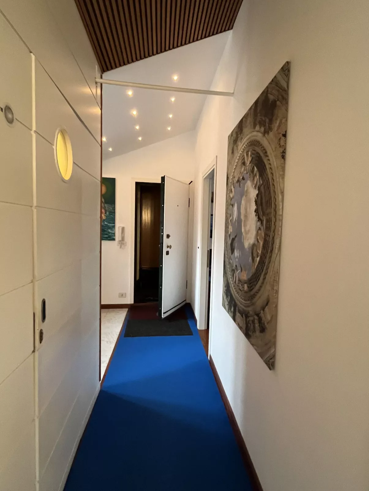 Torre Antica-Inside
