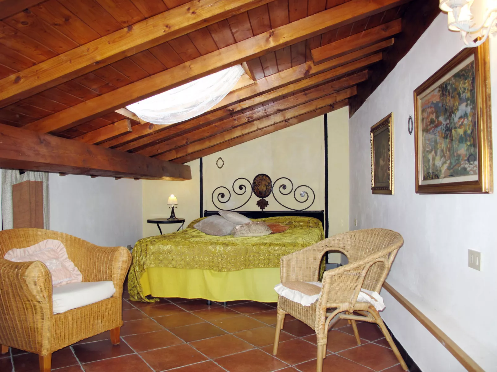 Casa del Cavaliere-Inside