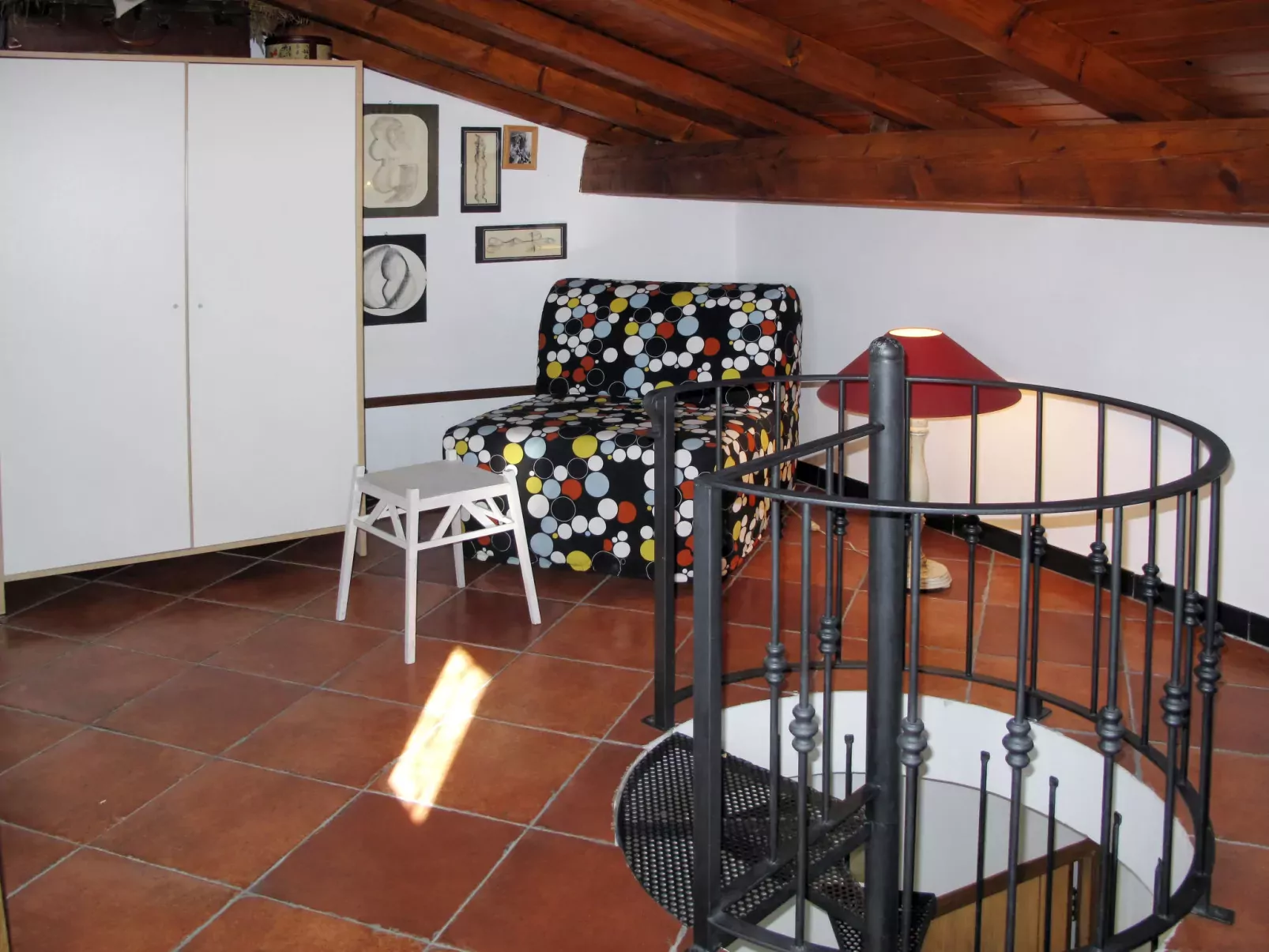 Casa del Cavaliere-Inside
