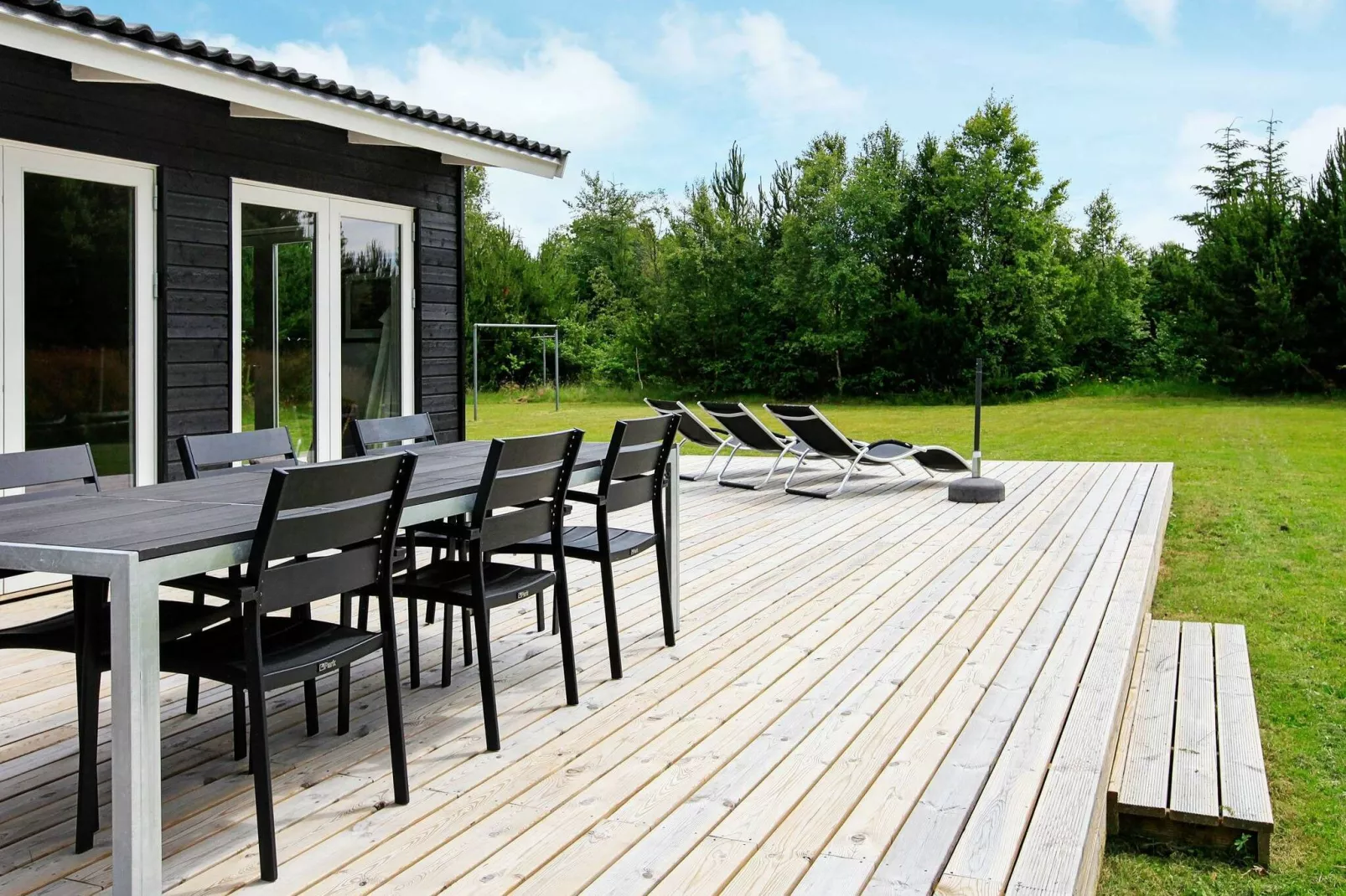 6 person holiday home in Strandby-By Traum-View