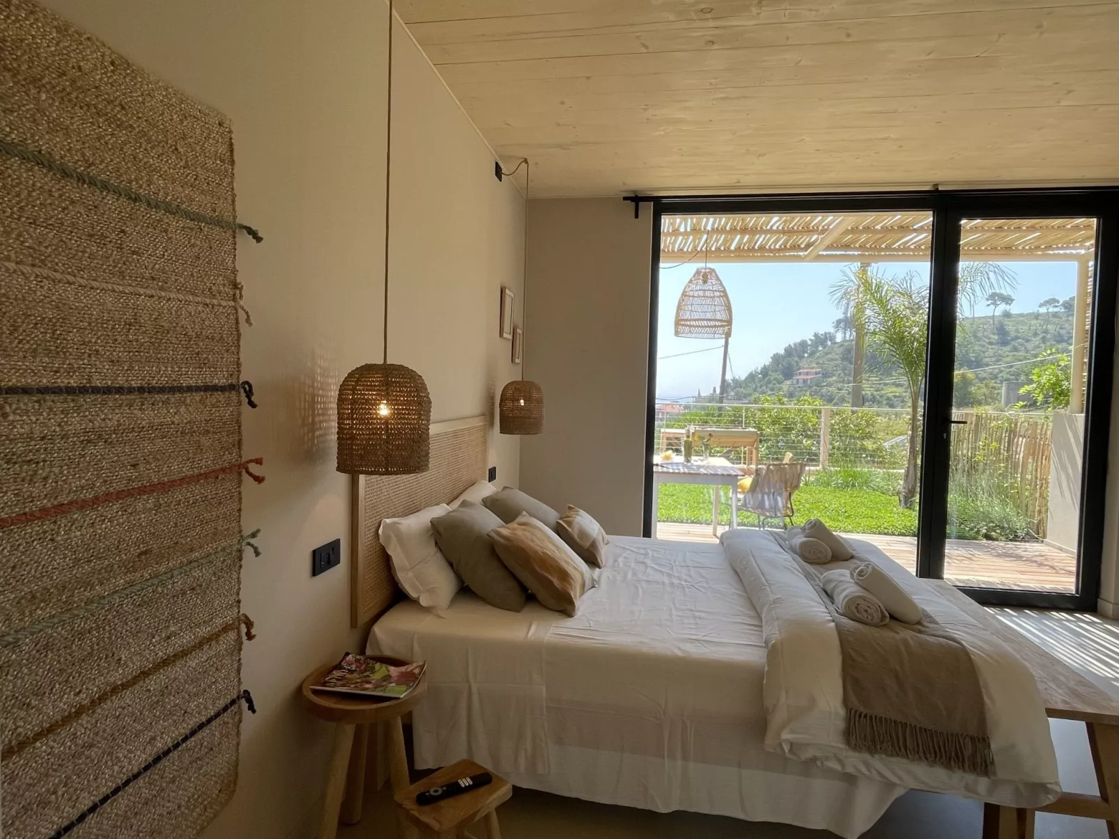 Casa Mia 4-Inside