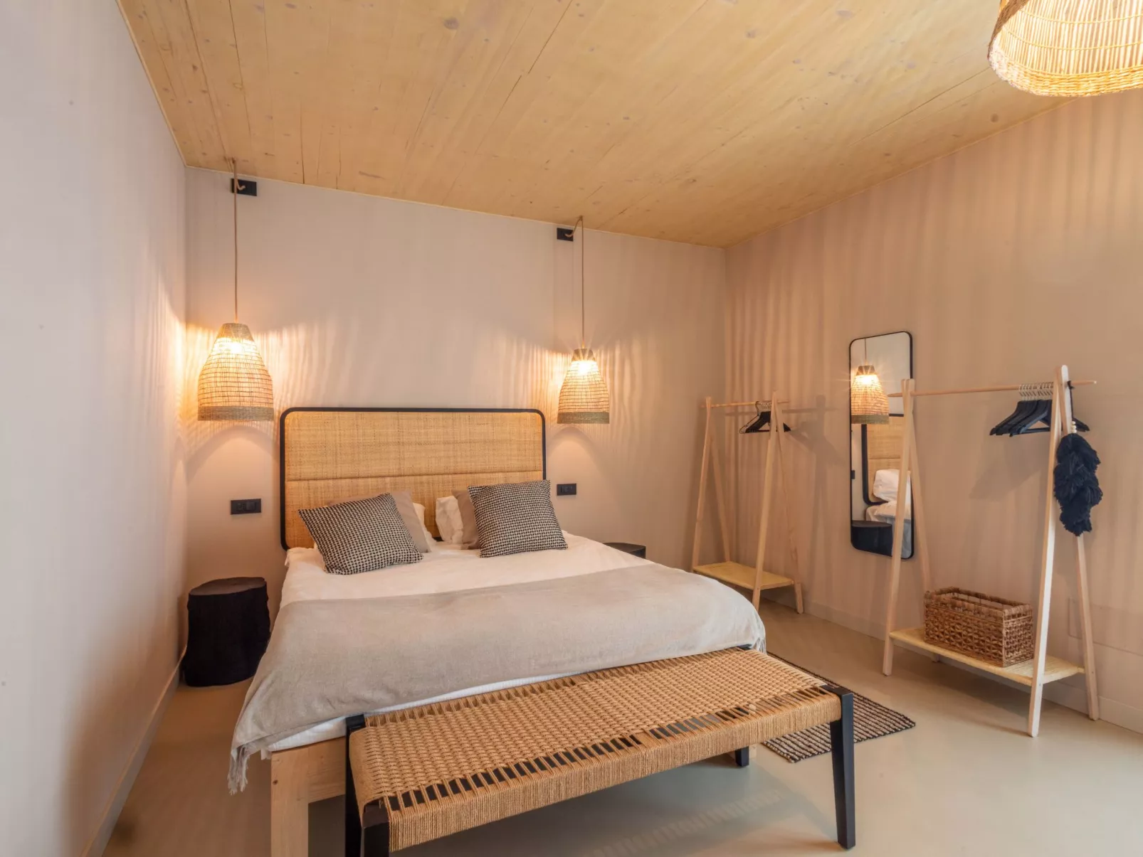 Casa Mia 4-Inside